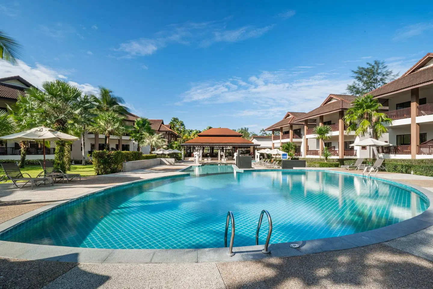 The Leaf Oceanside OUTDOOR_POOL