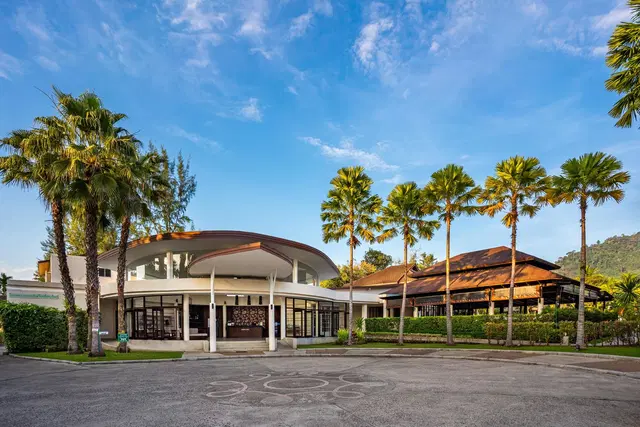 The Leaf Oceanside EXTERIOR
