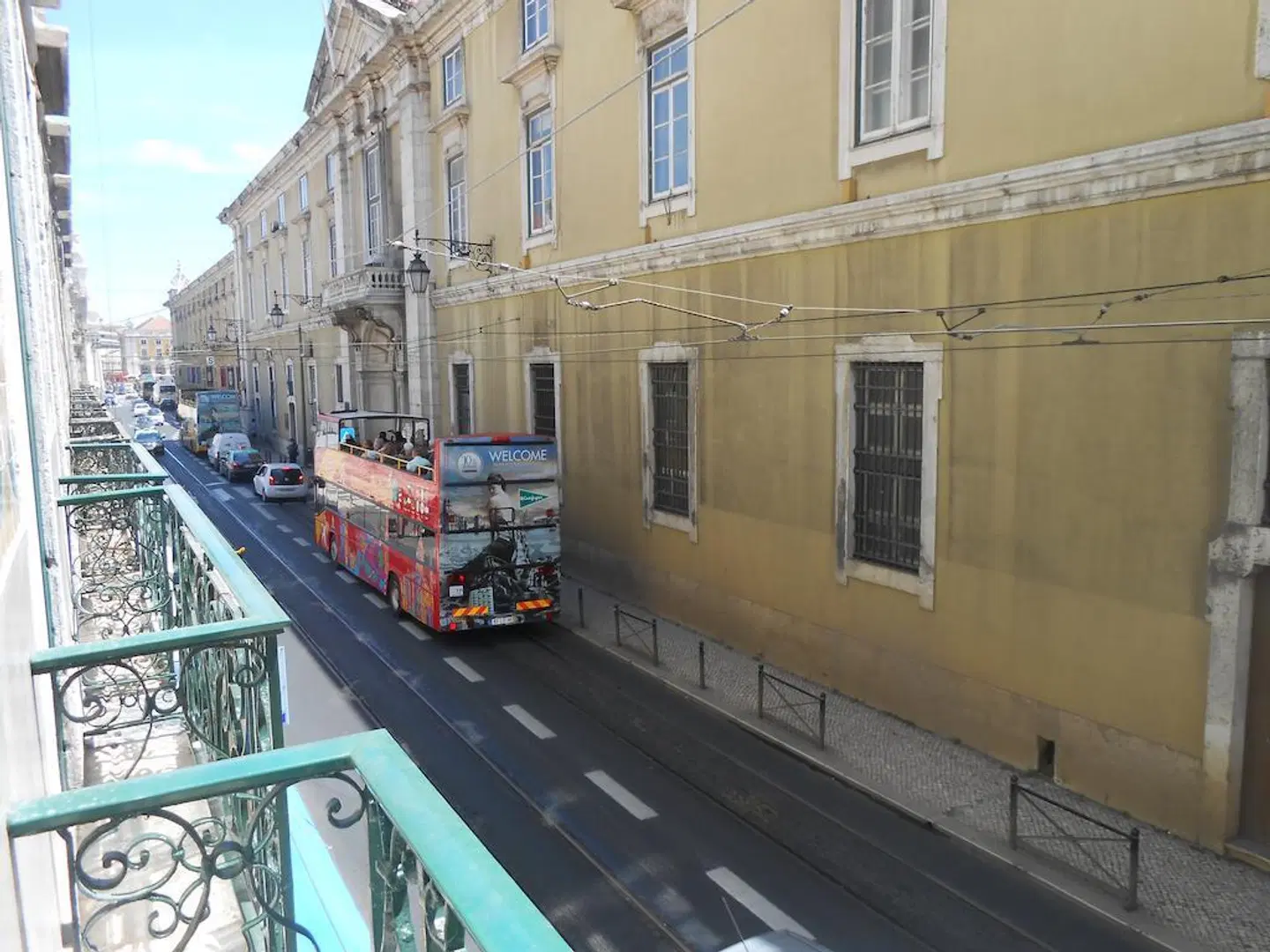 Lisbon Arsenal Suites Bar