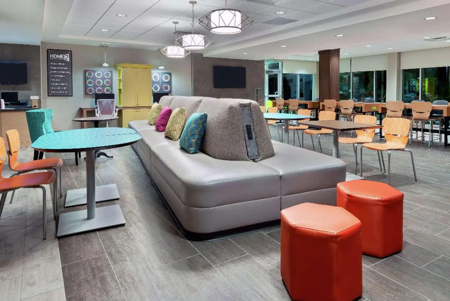 Home2 Suites by Hilton Orlando Near Universal LOUNGE_LOBBY