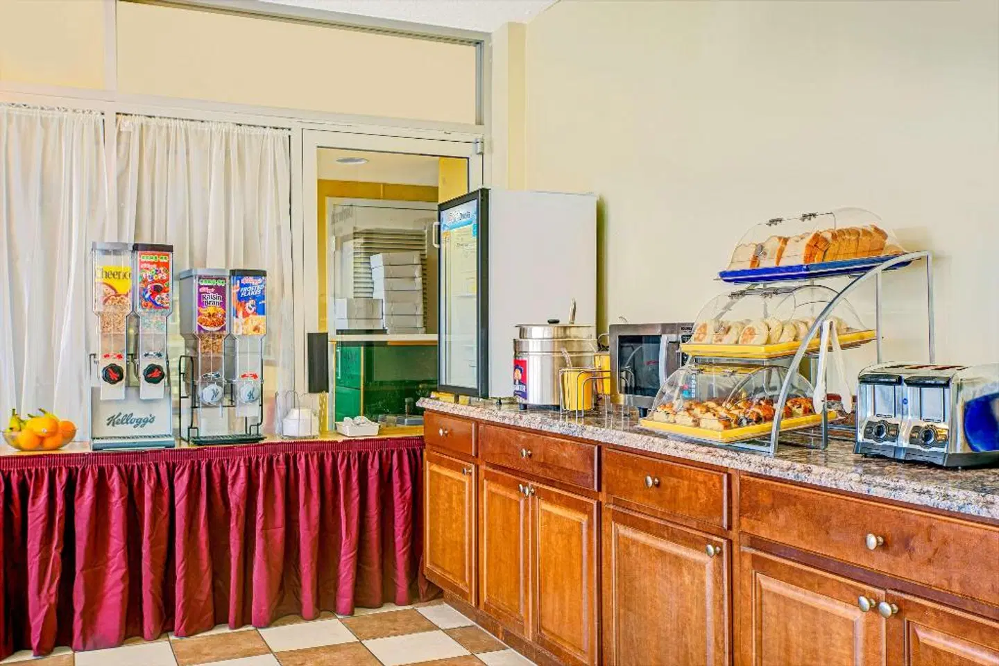Days Inn by Wyndham Alexandria South ROOM_EXAMPLE