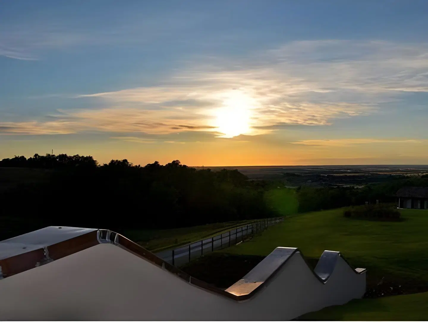 Prime Alture Wine Resort LANDSCAPE