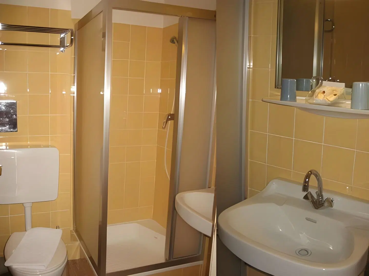 Rosner Badezimmer