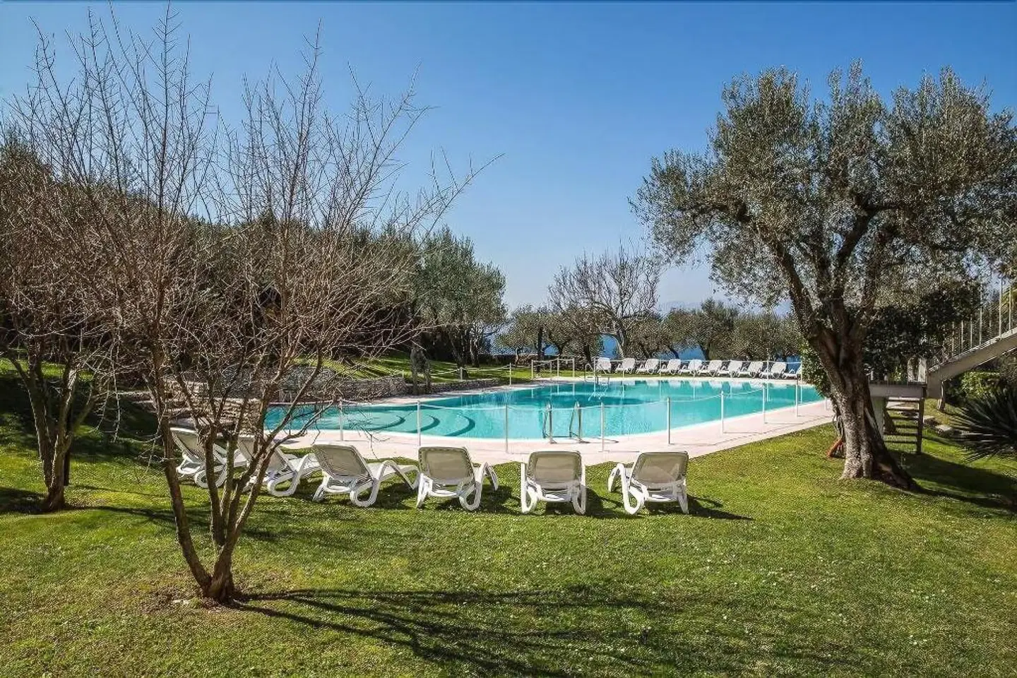 Ideal OUTDOOR_POOL