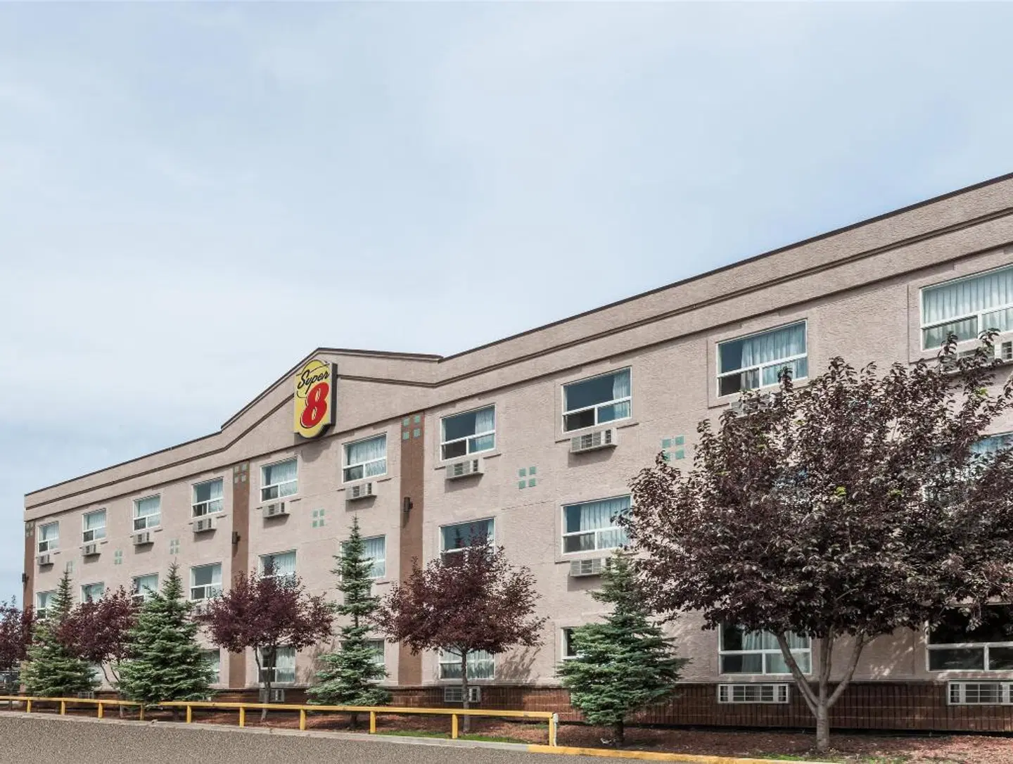 Super 8 by Wyndham Edmonton/West EXTERIOR