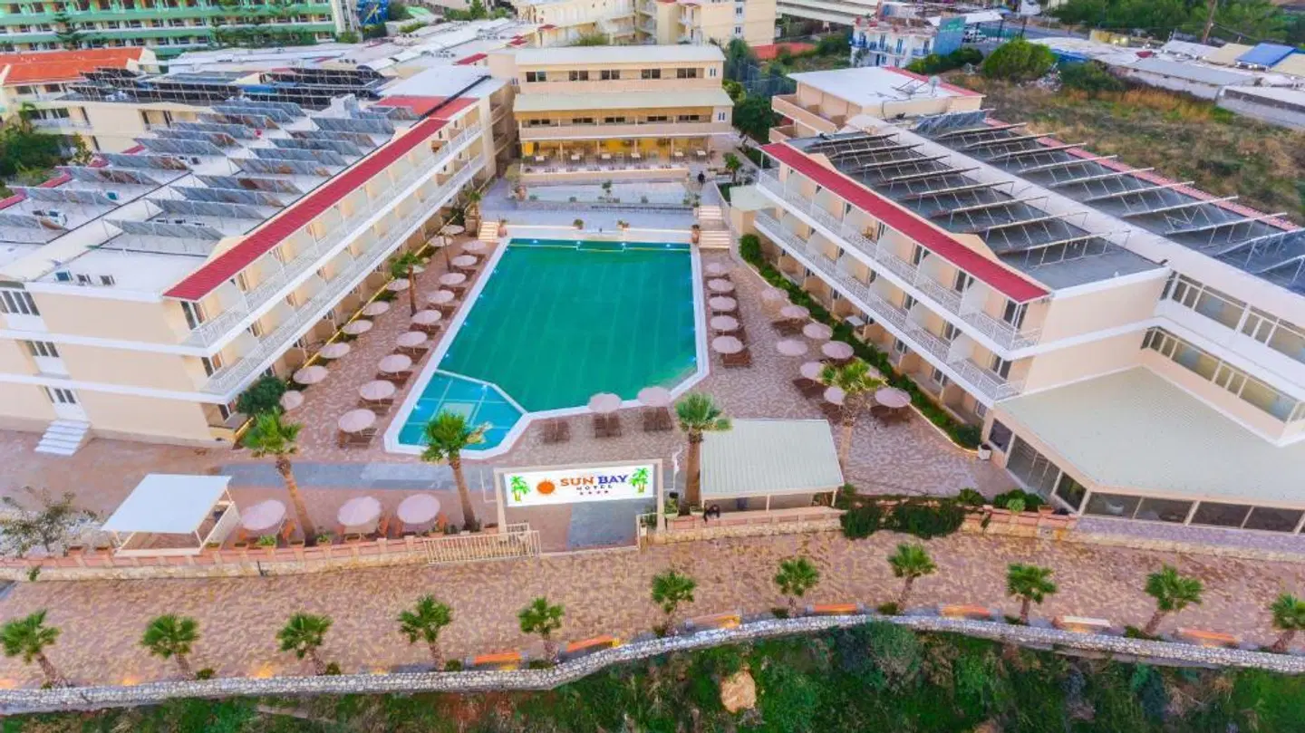 SunBay Hotel EXTERIOR
