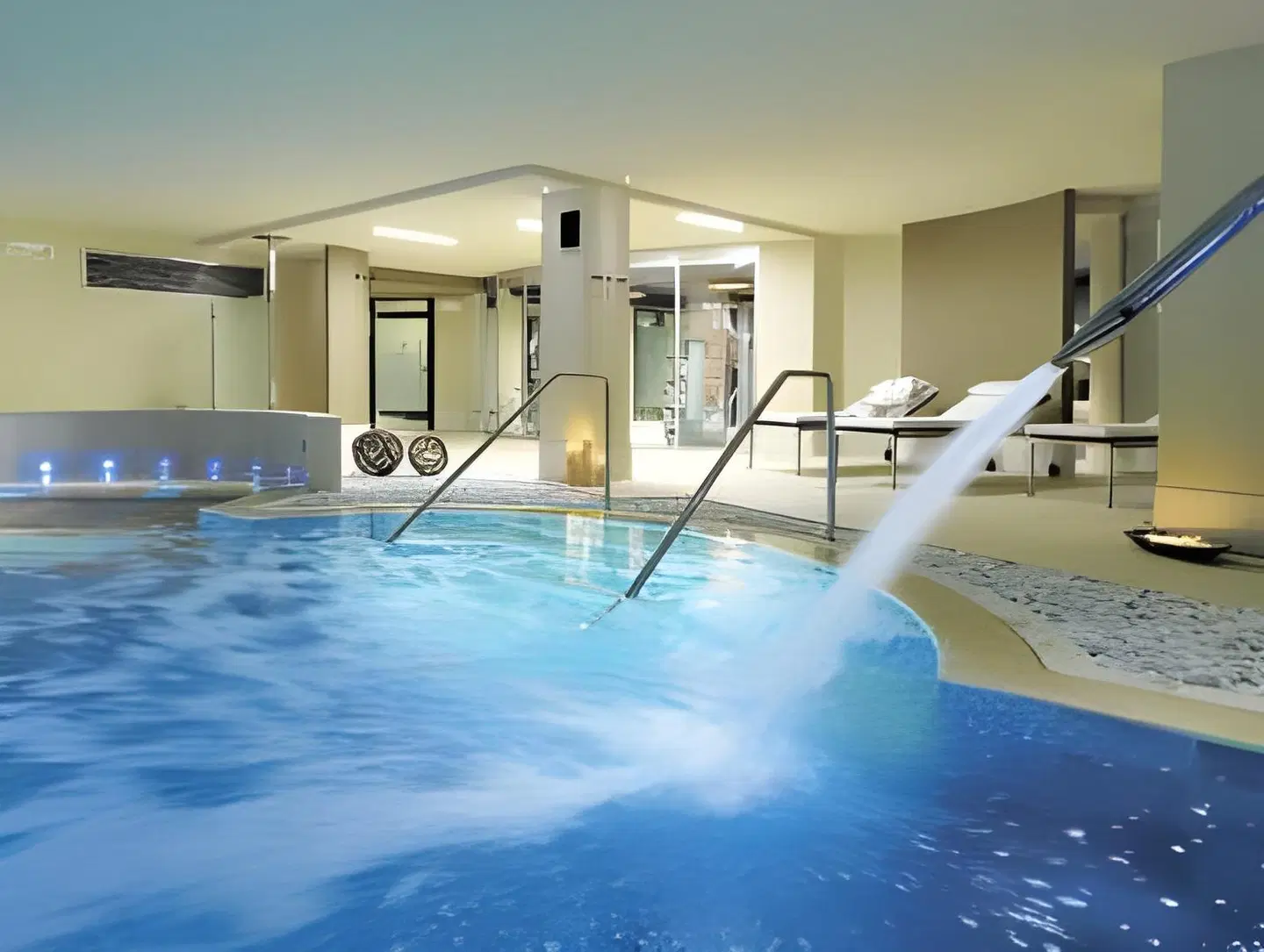 Miramonti Park Hotel Hallenbad