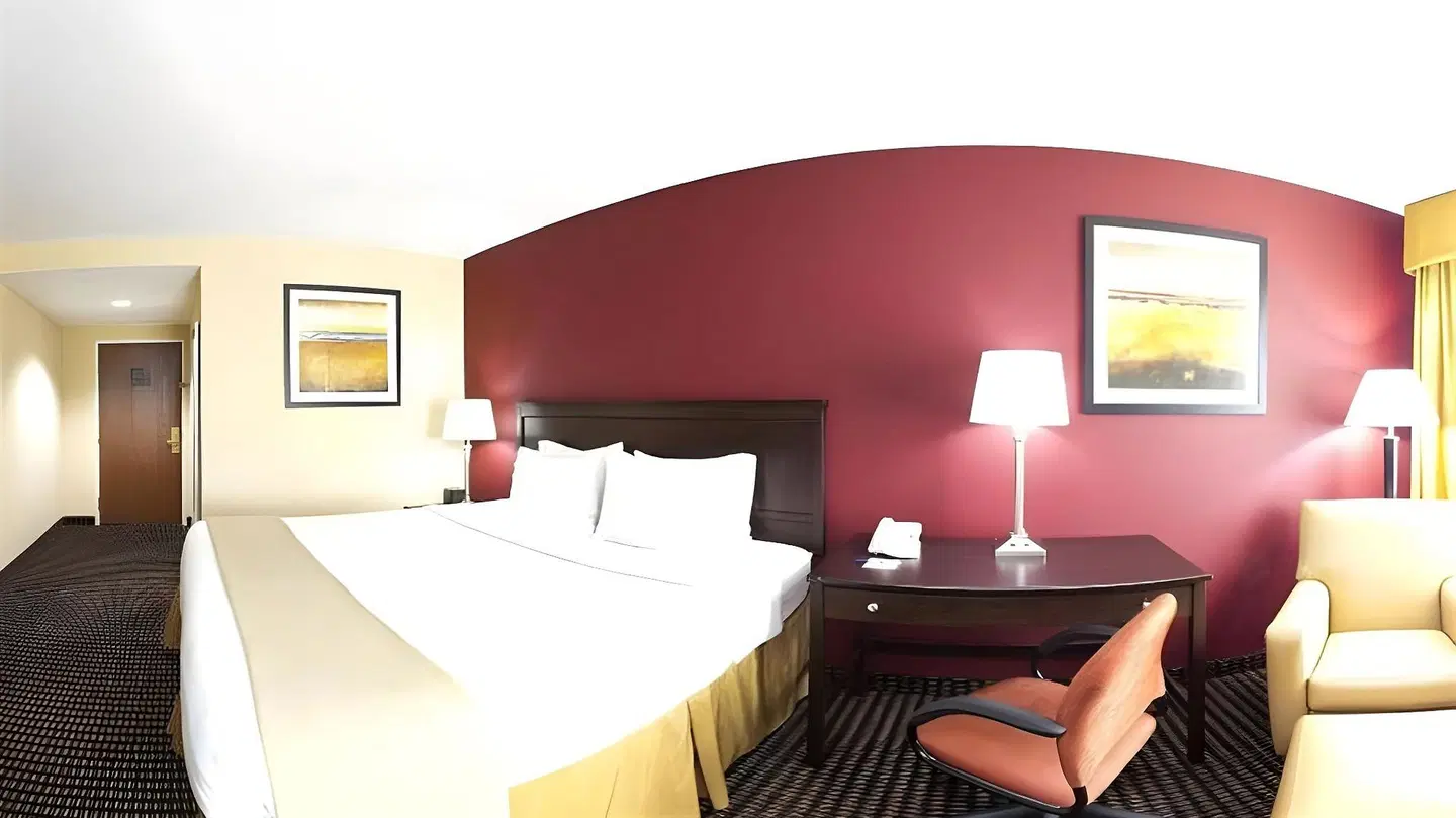 Holiday Inn Express Charleston US Hwy 17 & I-526 by IHG ROOM_EXAMPLE