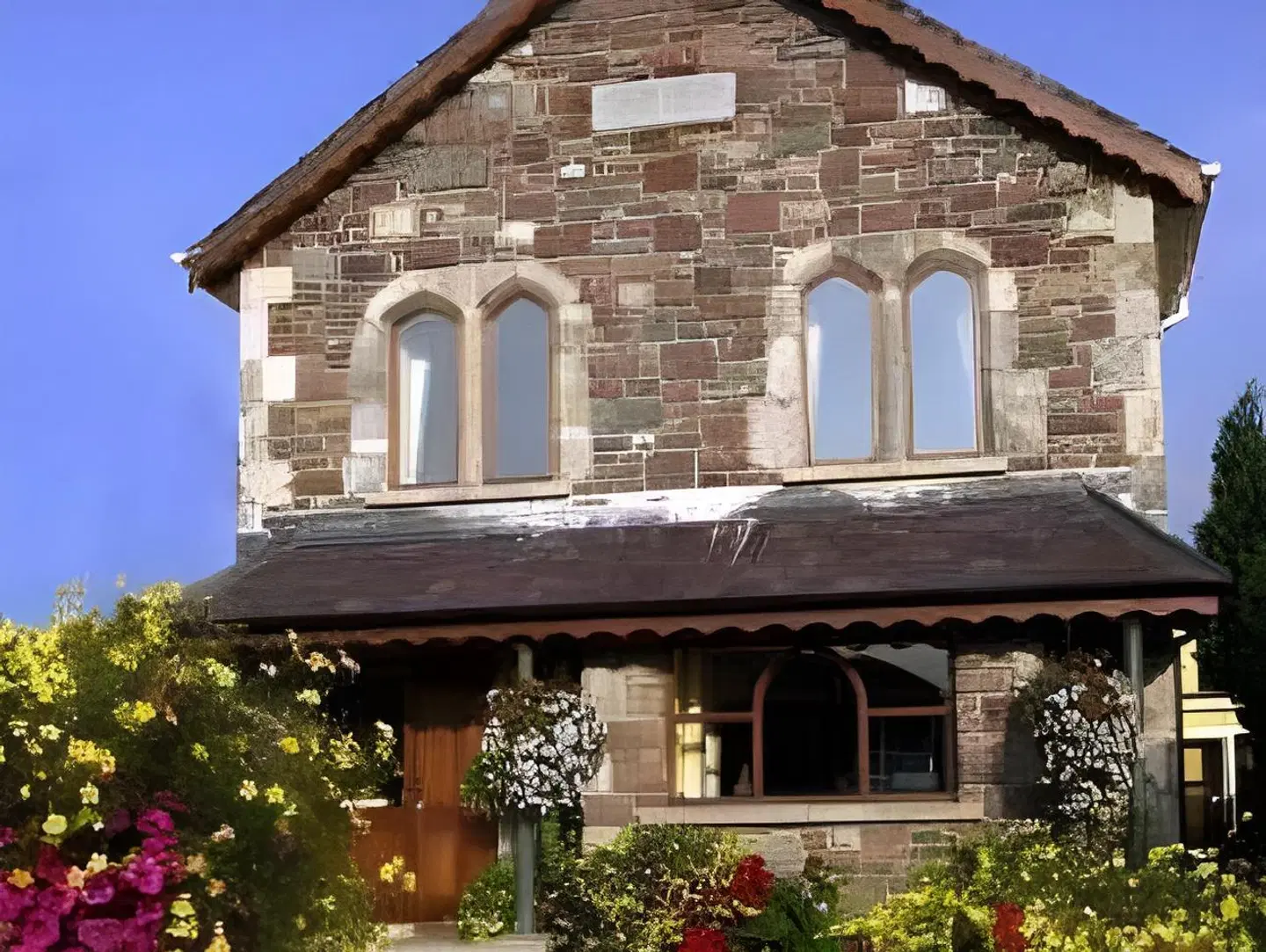 Abbey Lodge EXTERIOR