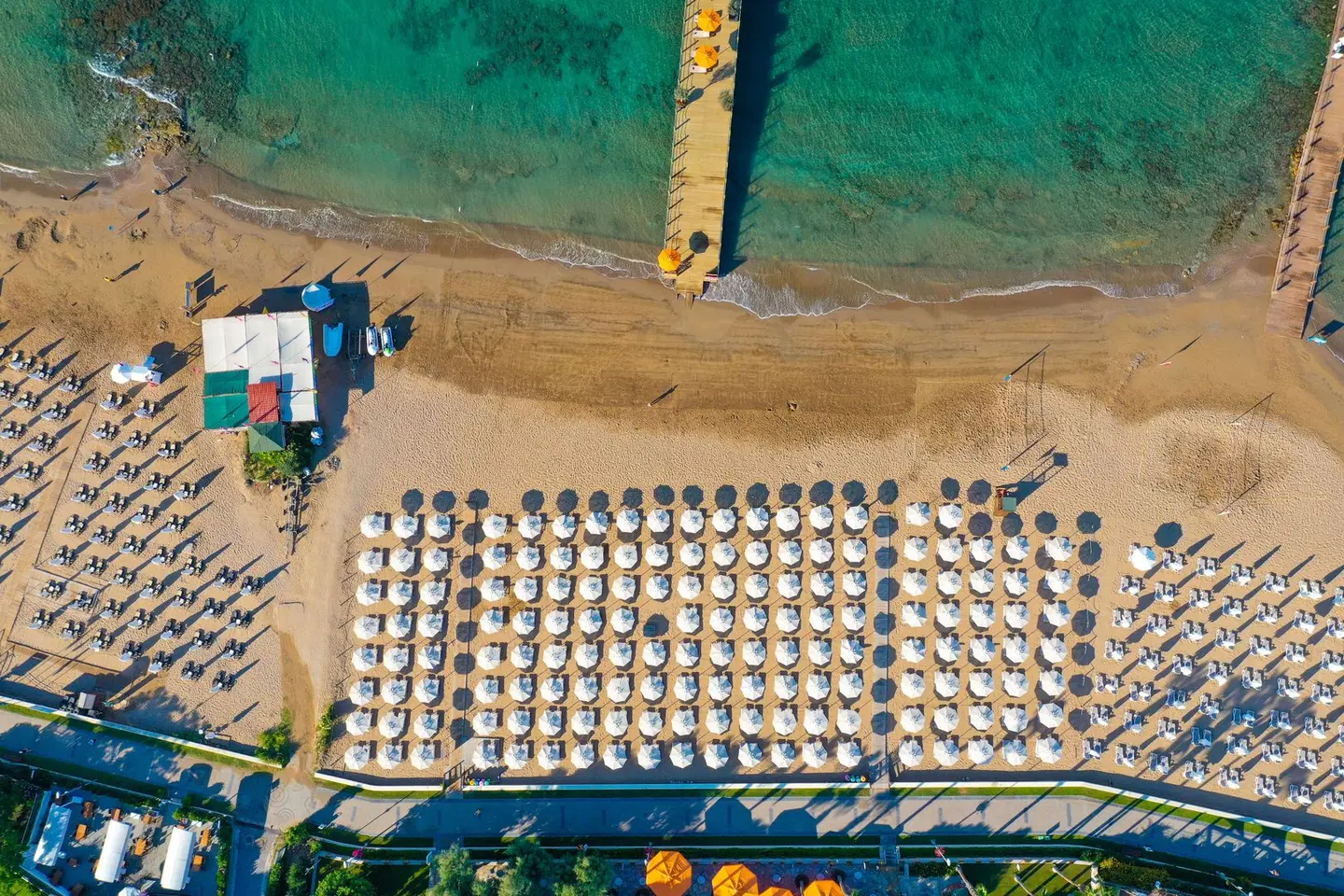 Arum Barut Collection BEACH