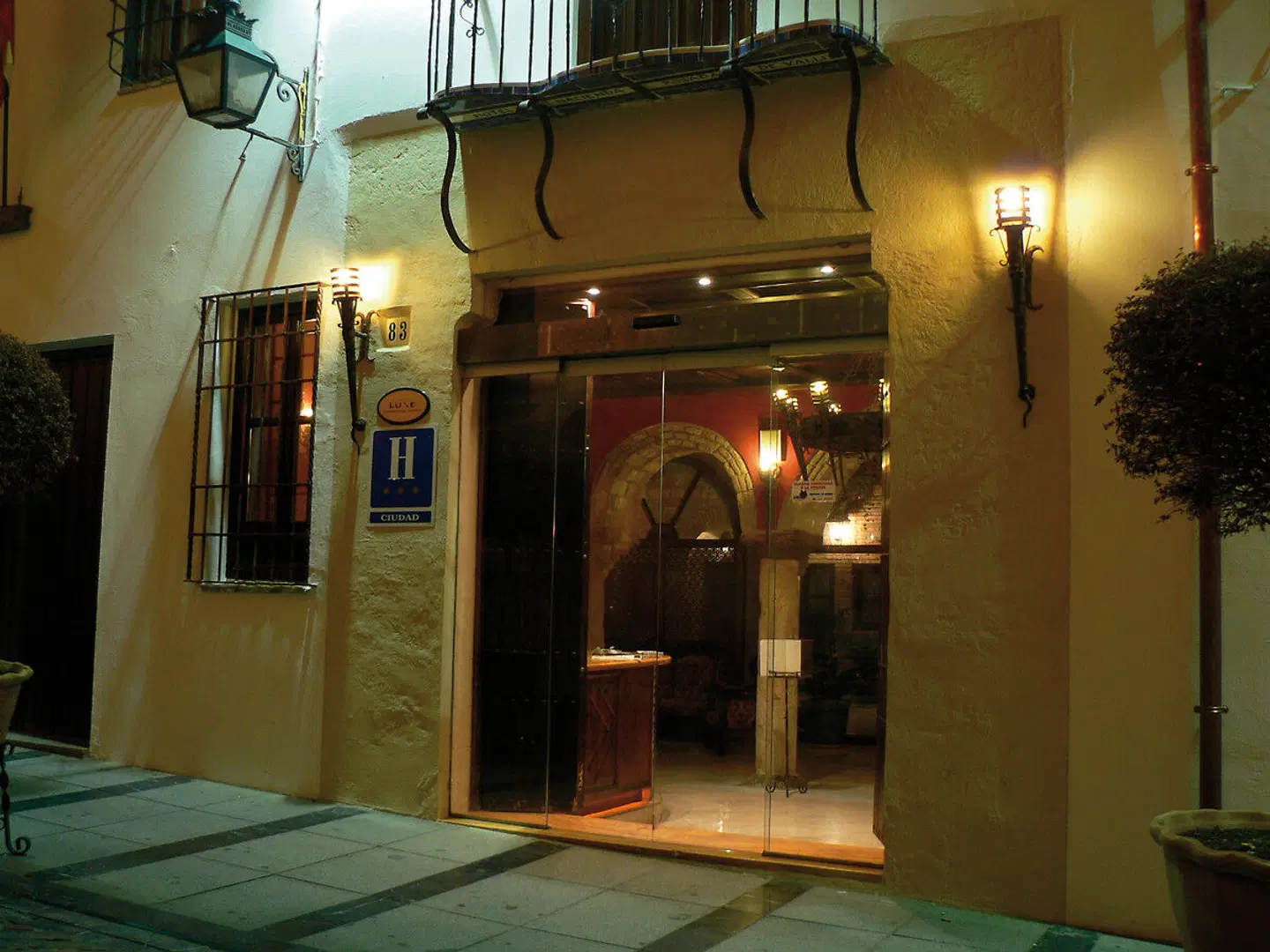 Hacienda Posada de Vallina EXTERIOR