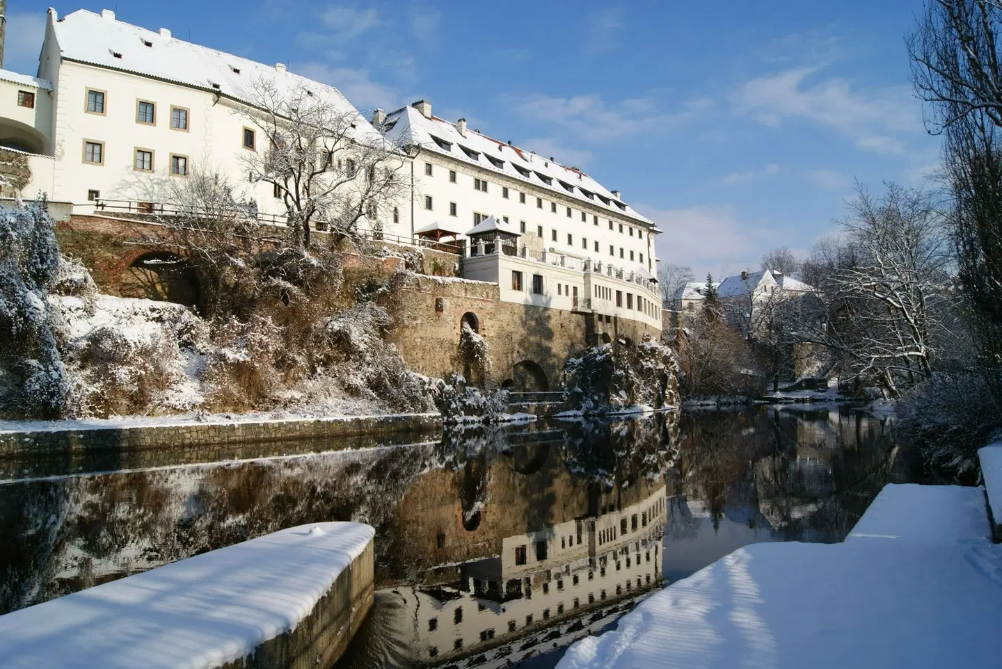 Ruze EXTERIOR