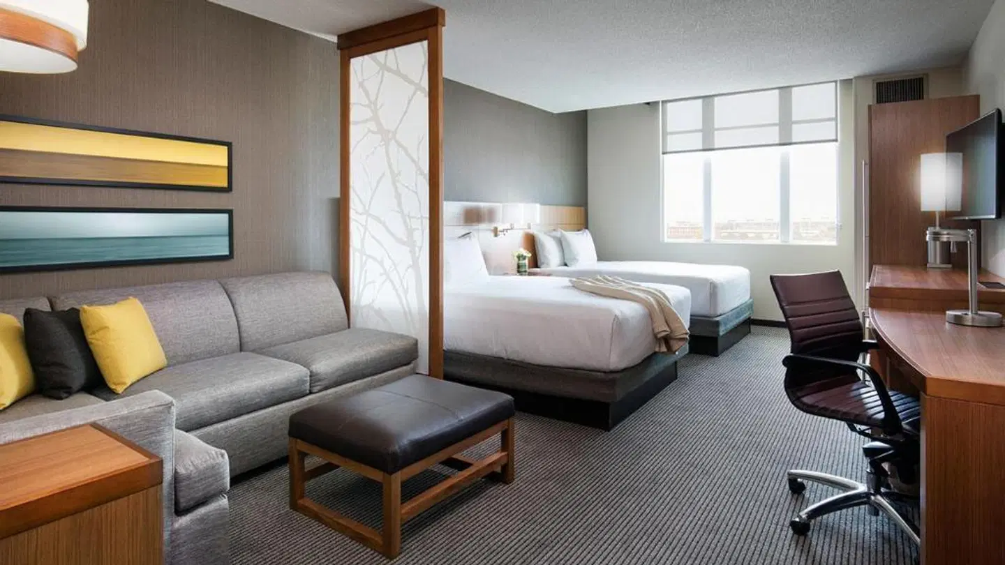 Hyatt Place Charleston/Historic District ROOM_EXAMPLE