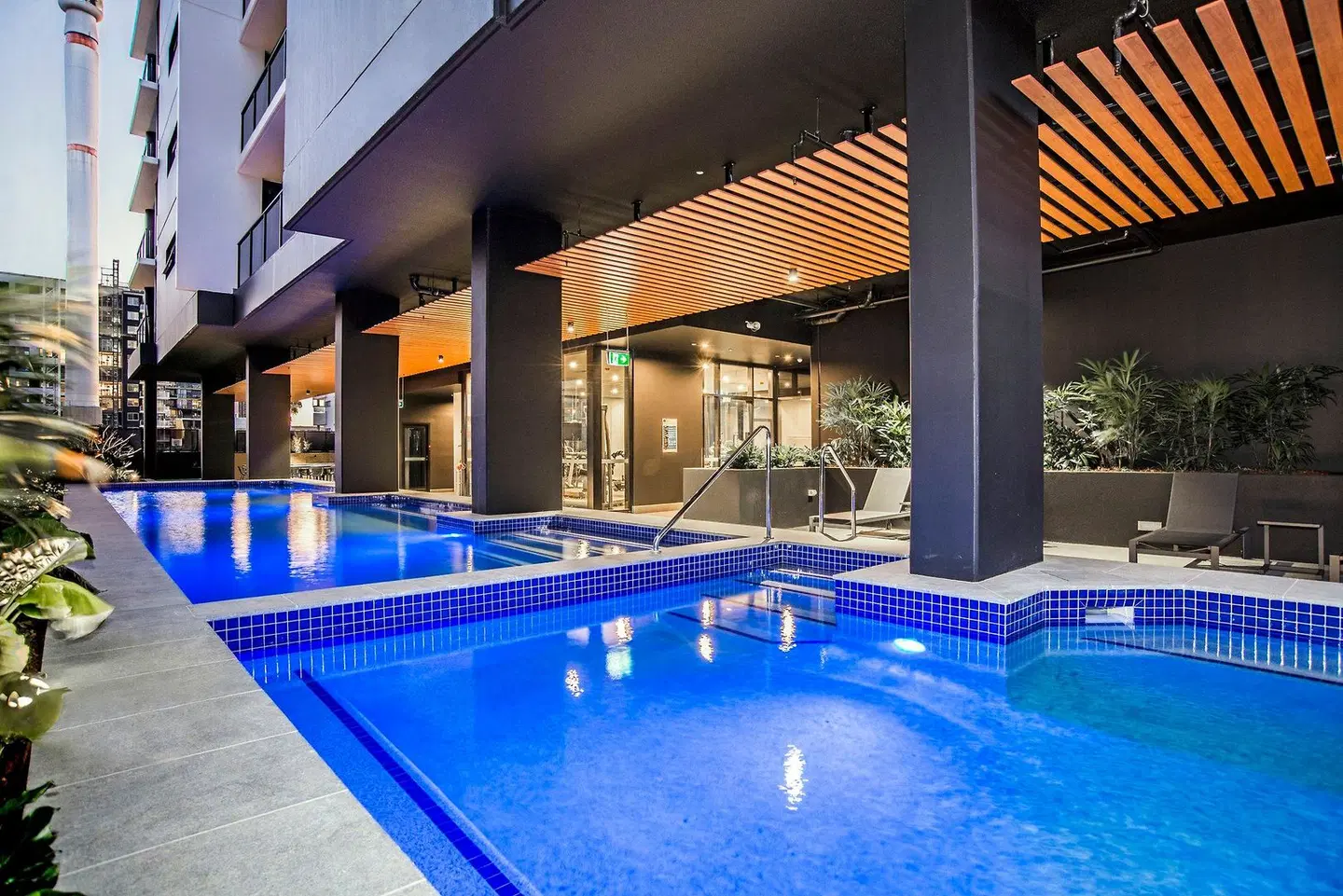 Atlas Apartments by CLLIX Hallenbad