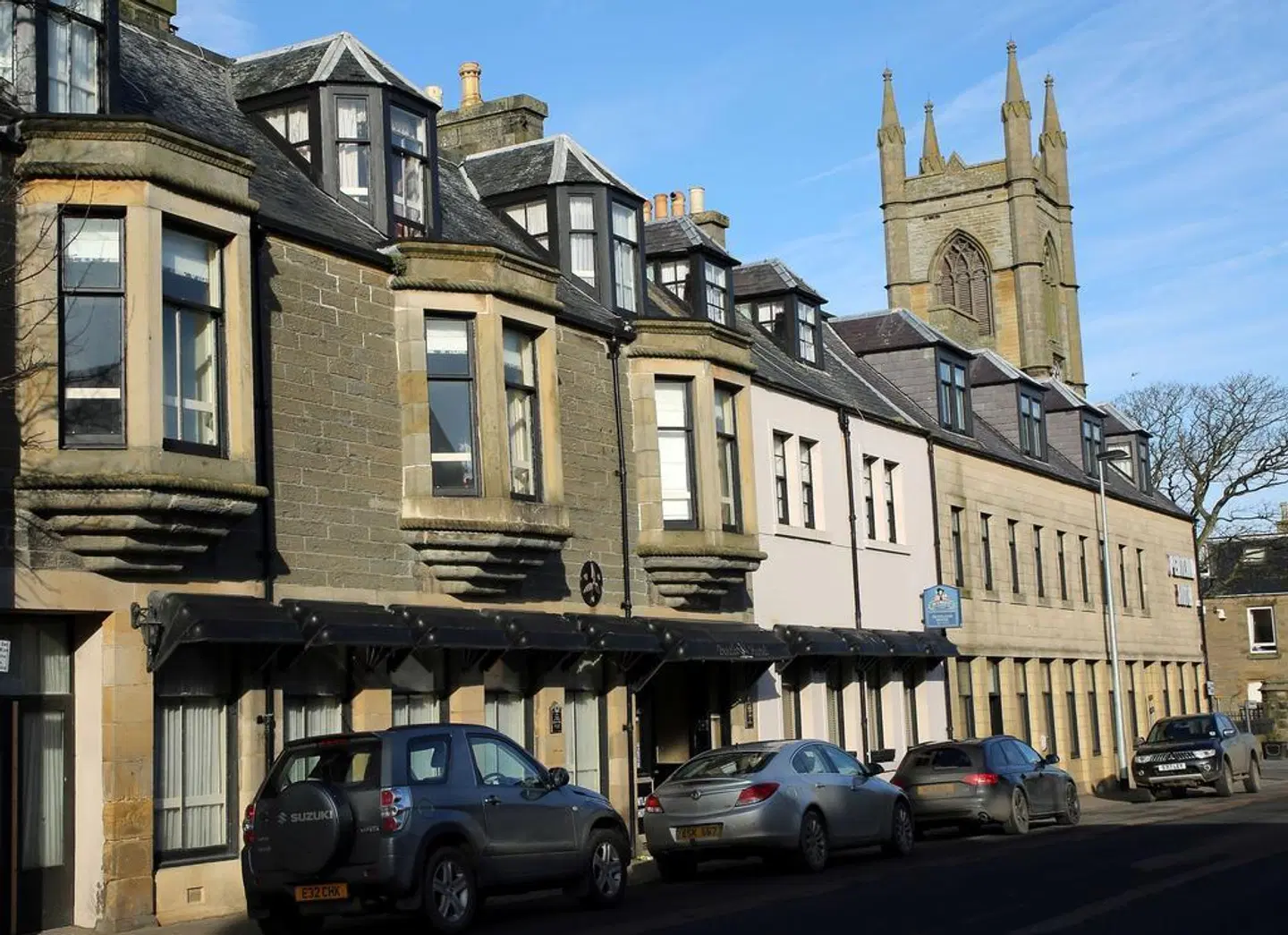 Pentland Hotel EXTERIOR