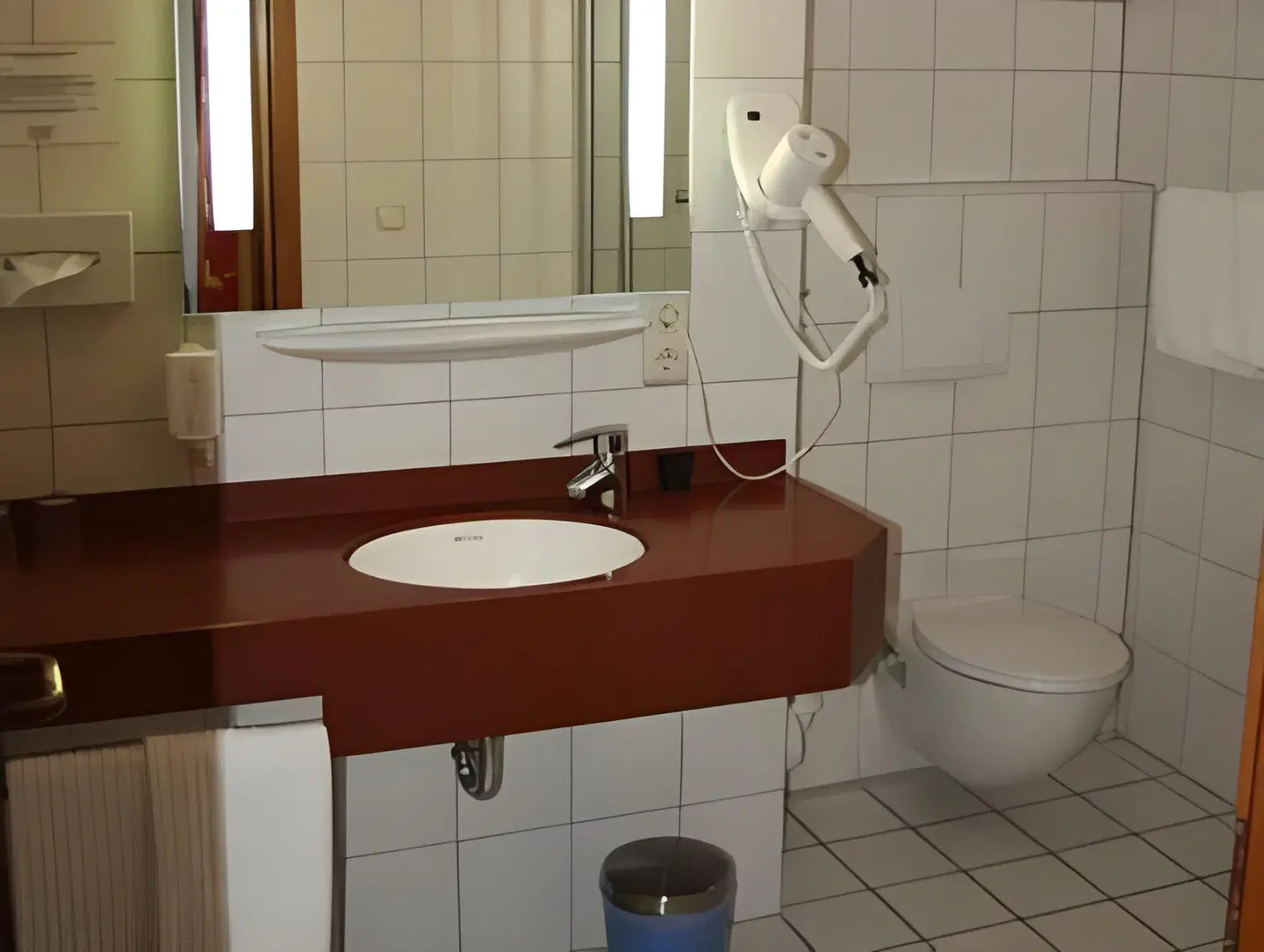 Zwei Linden Badezimmer