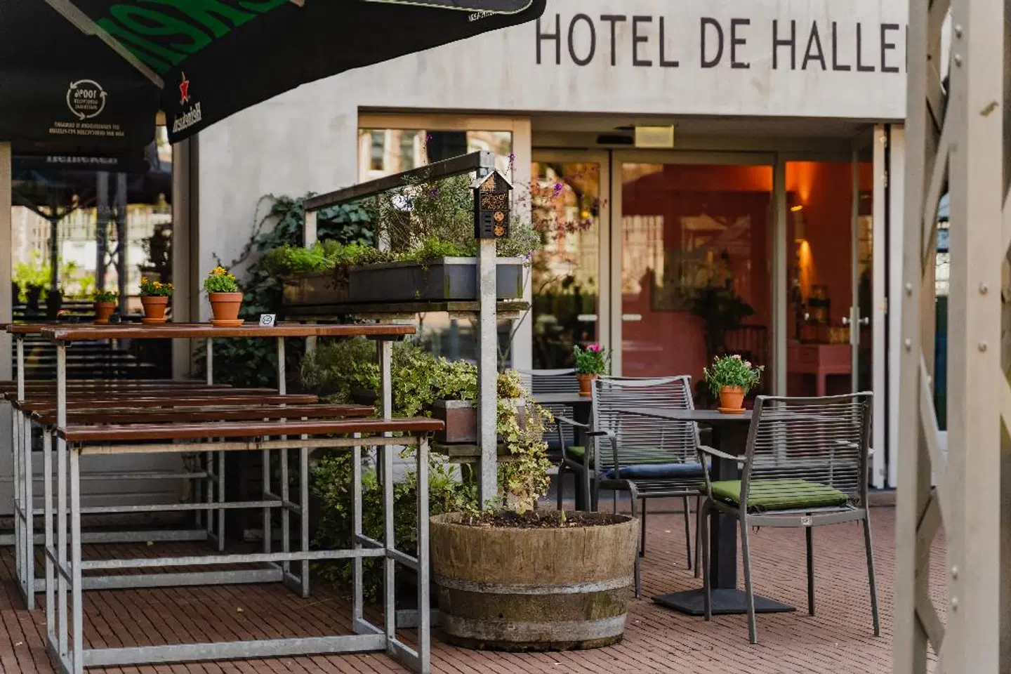De Hallen Bar