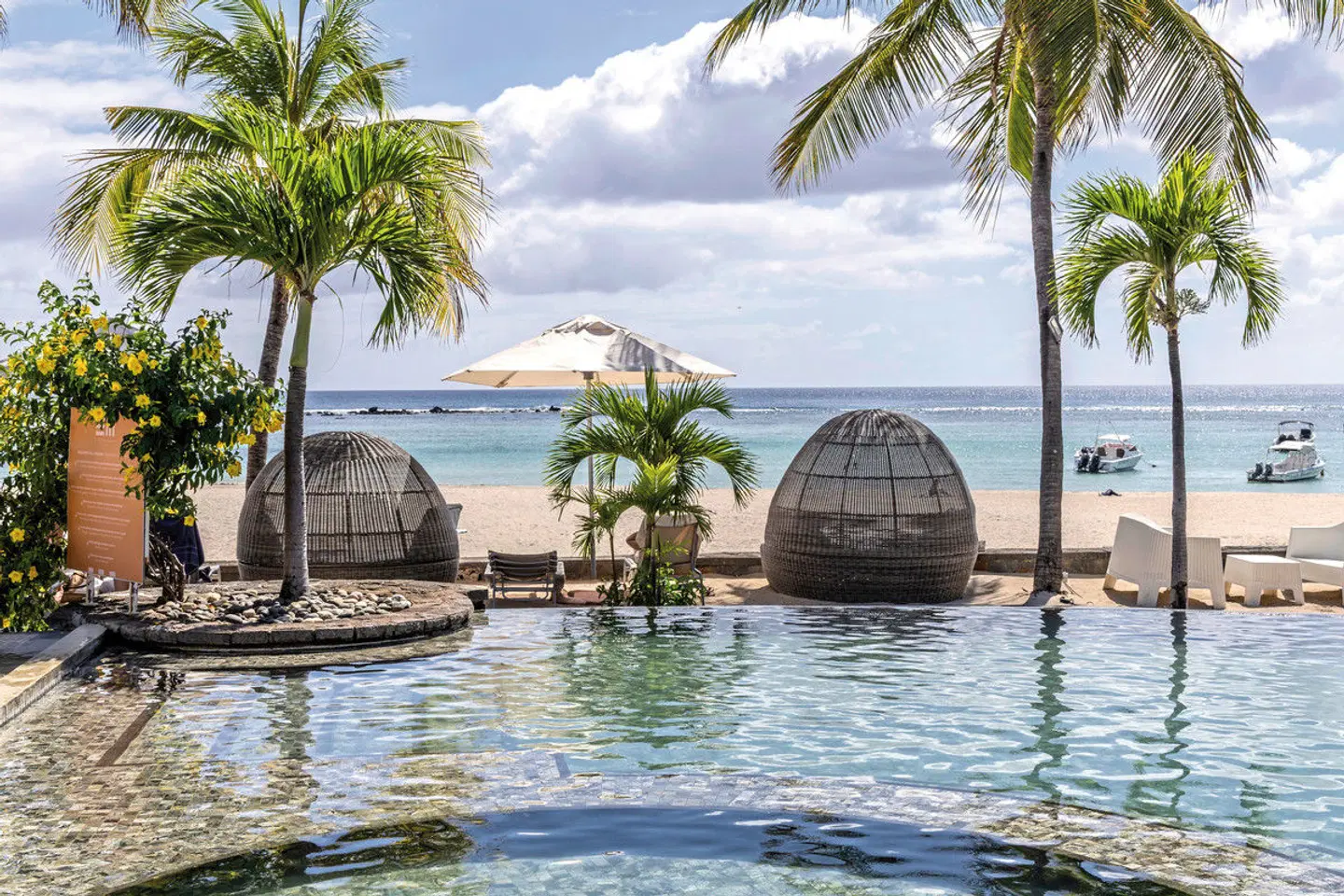 Villas Caroline BEACH