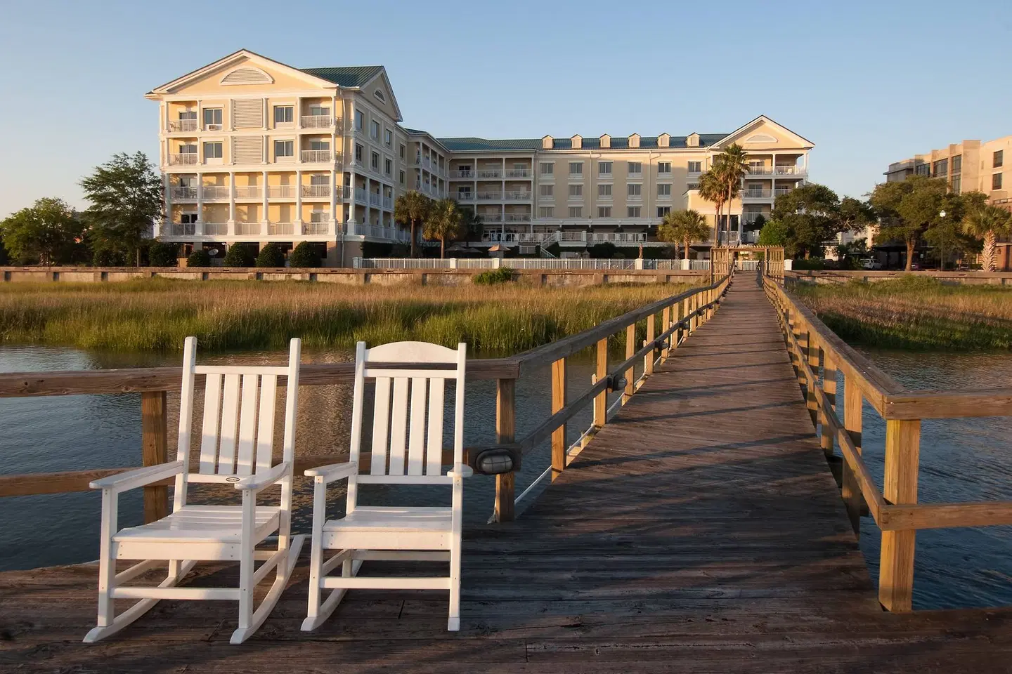 Courtyard by Marriott Charleston Waterfront Terrasse