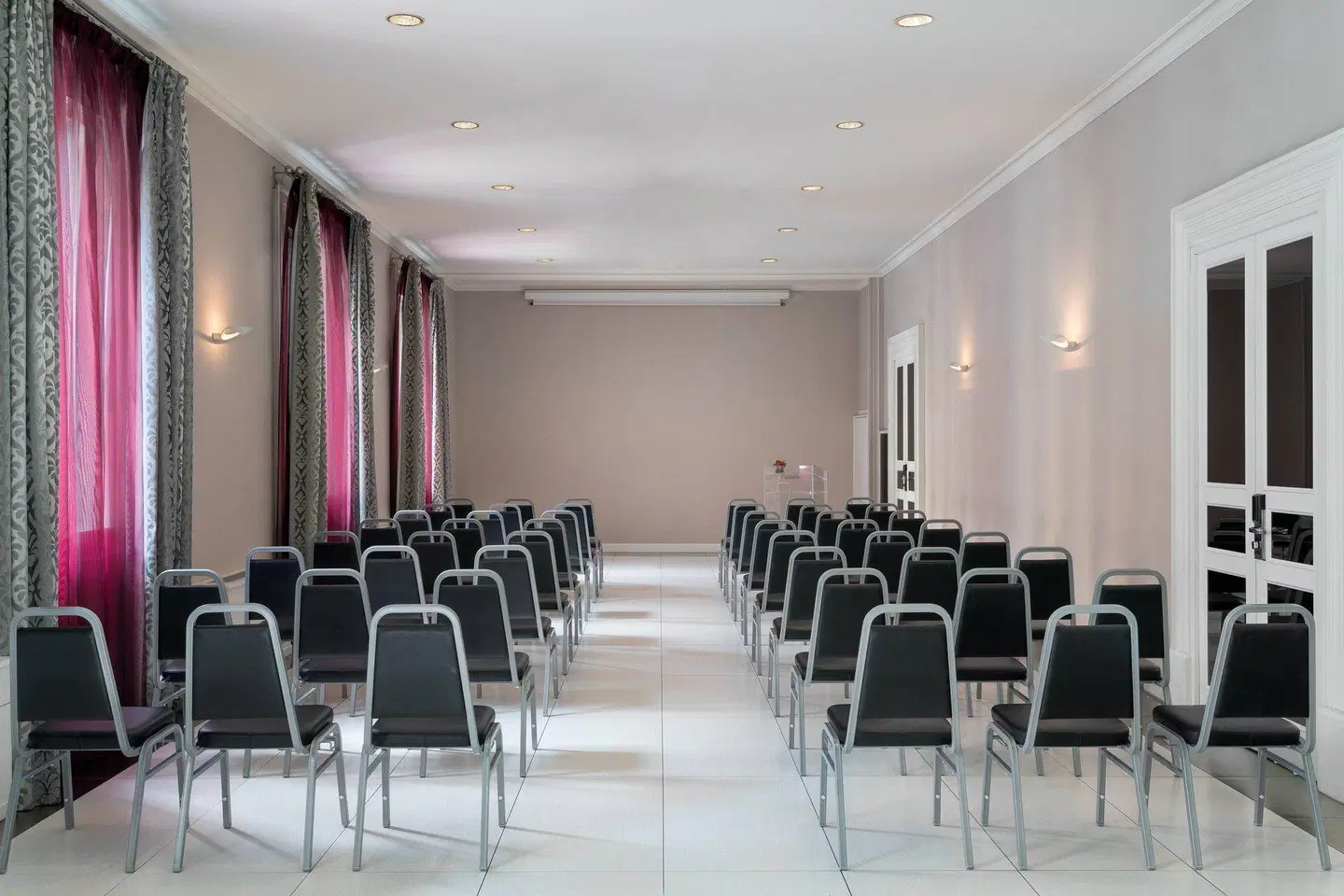 Sheraton Diana Majestic Konferenz