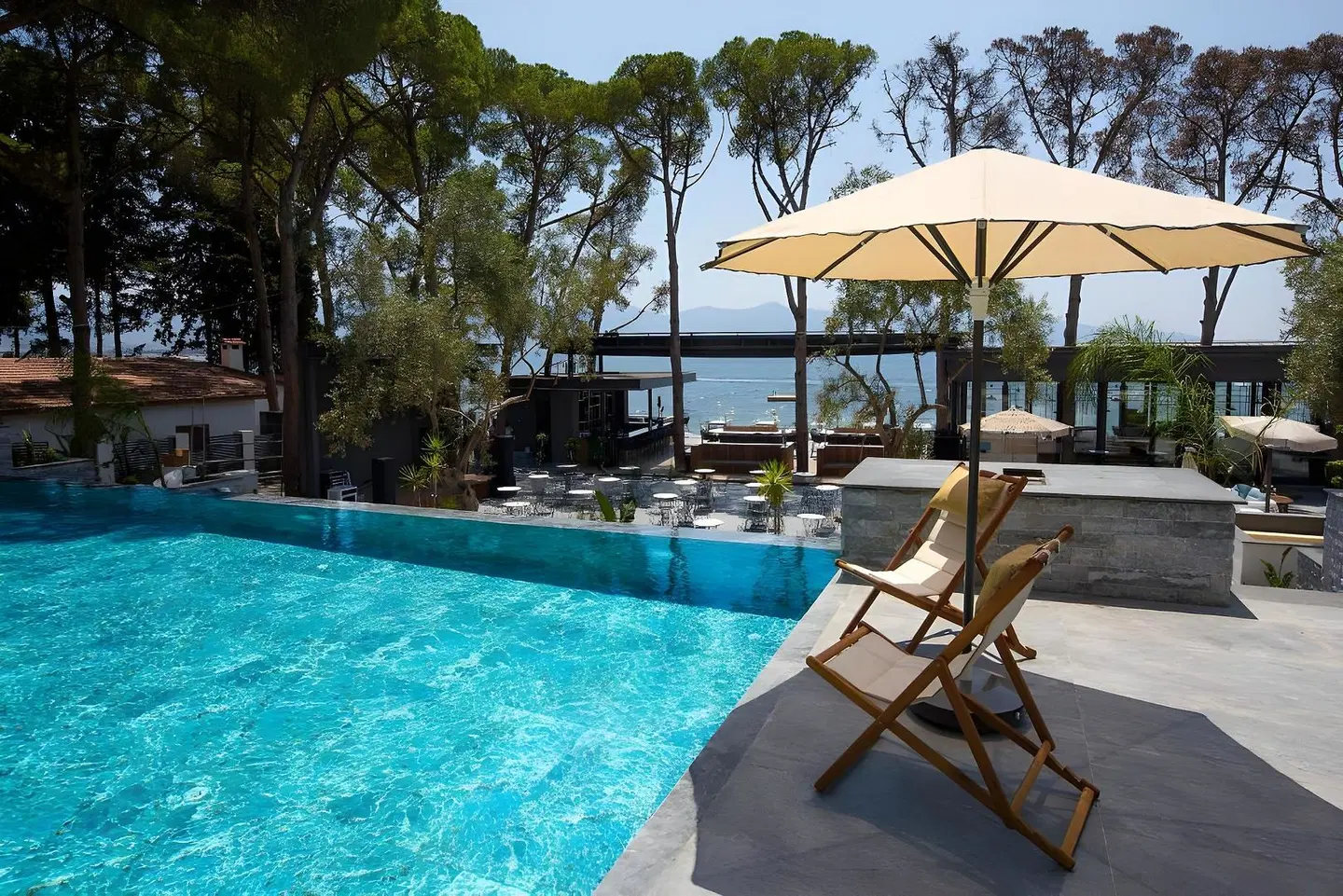 Unique Life Style Hotel OUTDOOR_POOL