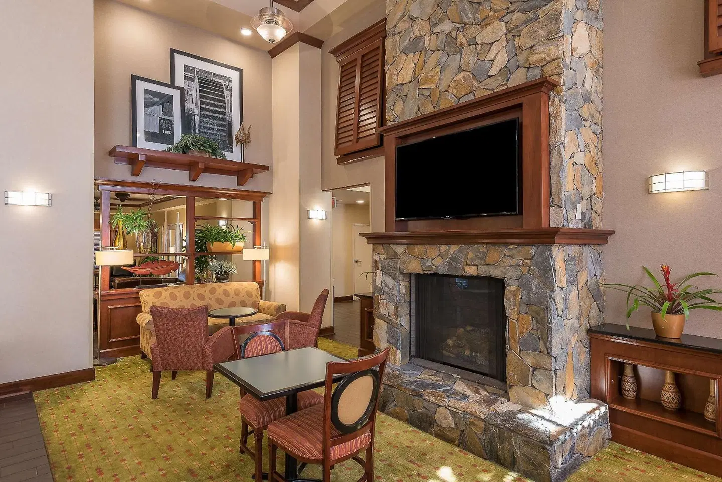 Hampton Inn & Suites Florence-North-I-95 LOUNGE_LOBBY