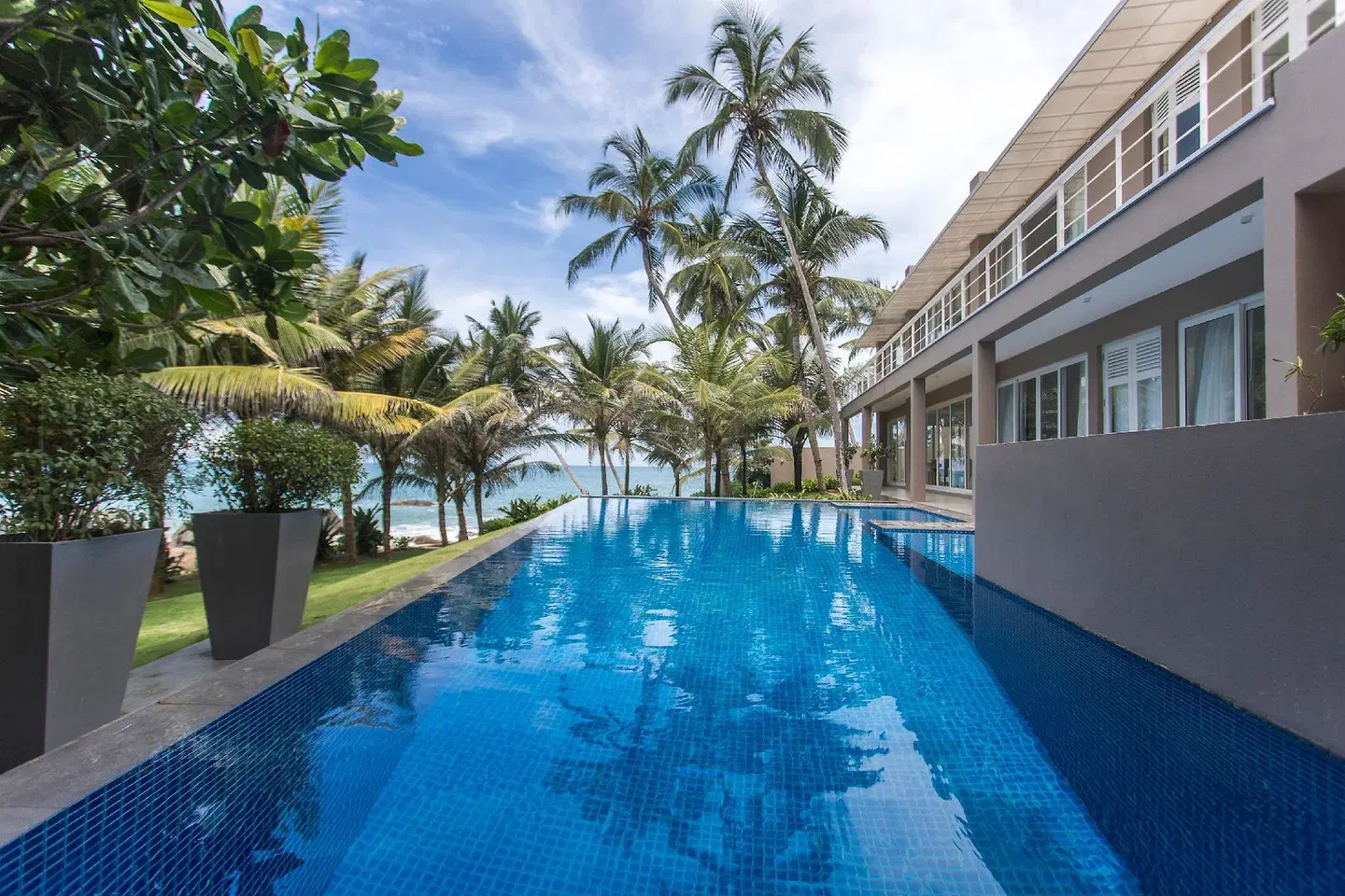 The Sandals By Edwards Collection OUTDOOR_POOL