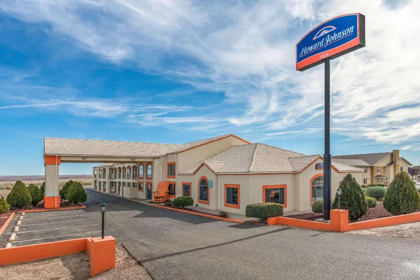Howard Johnson Holbrook EXTERIOR