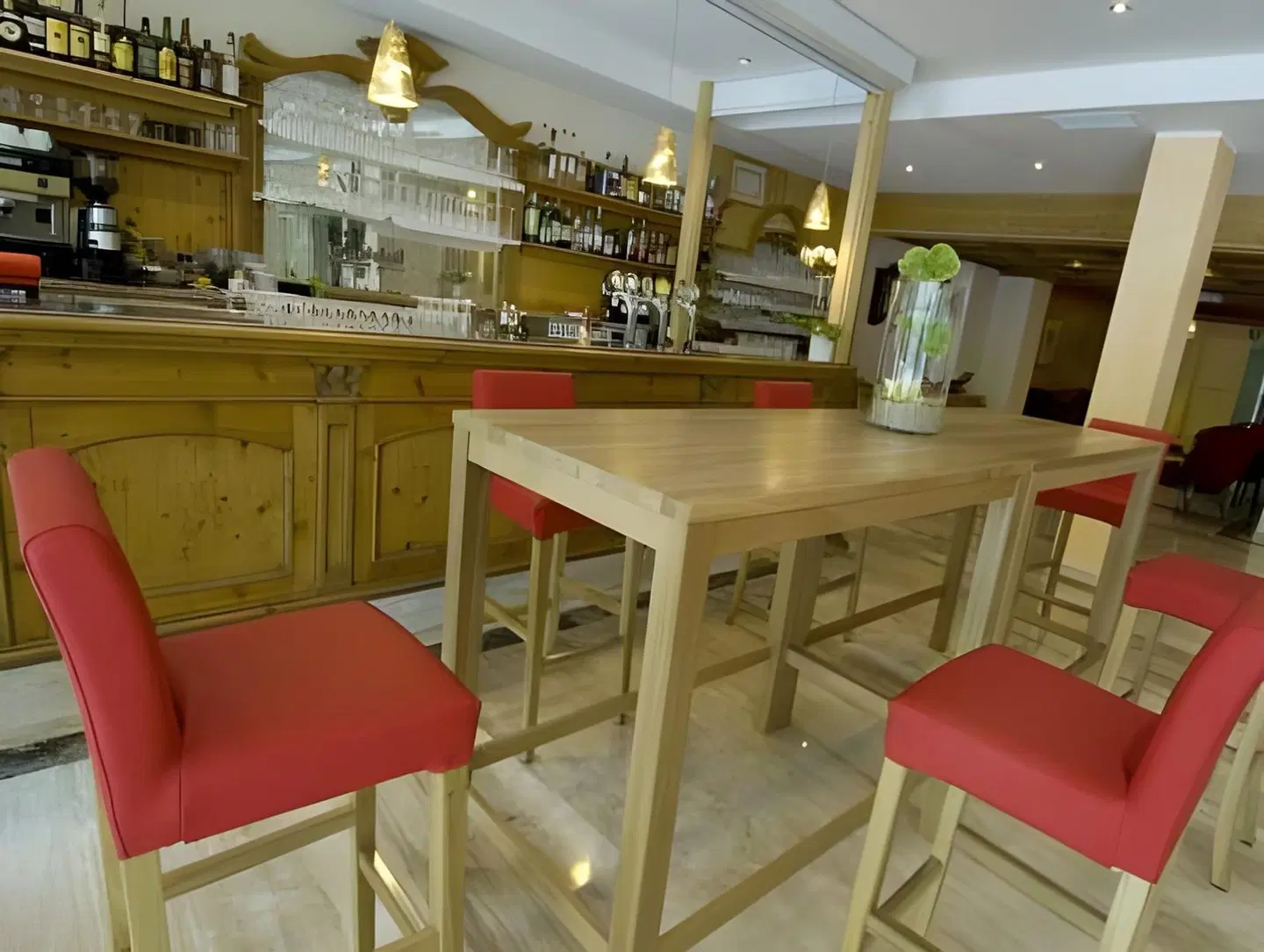Weingarten Bar