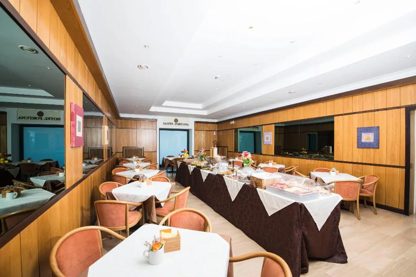 Hotel Fortuna Restaurant