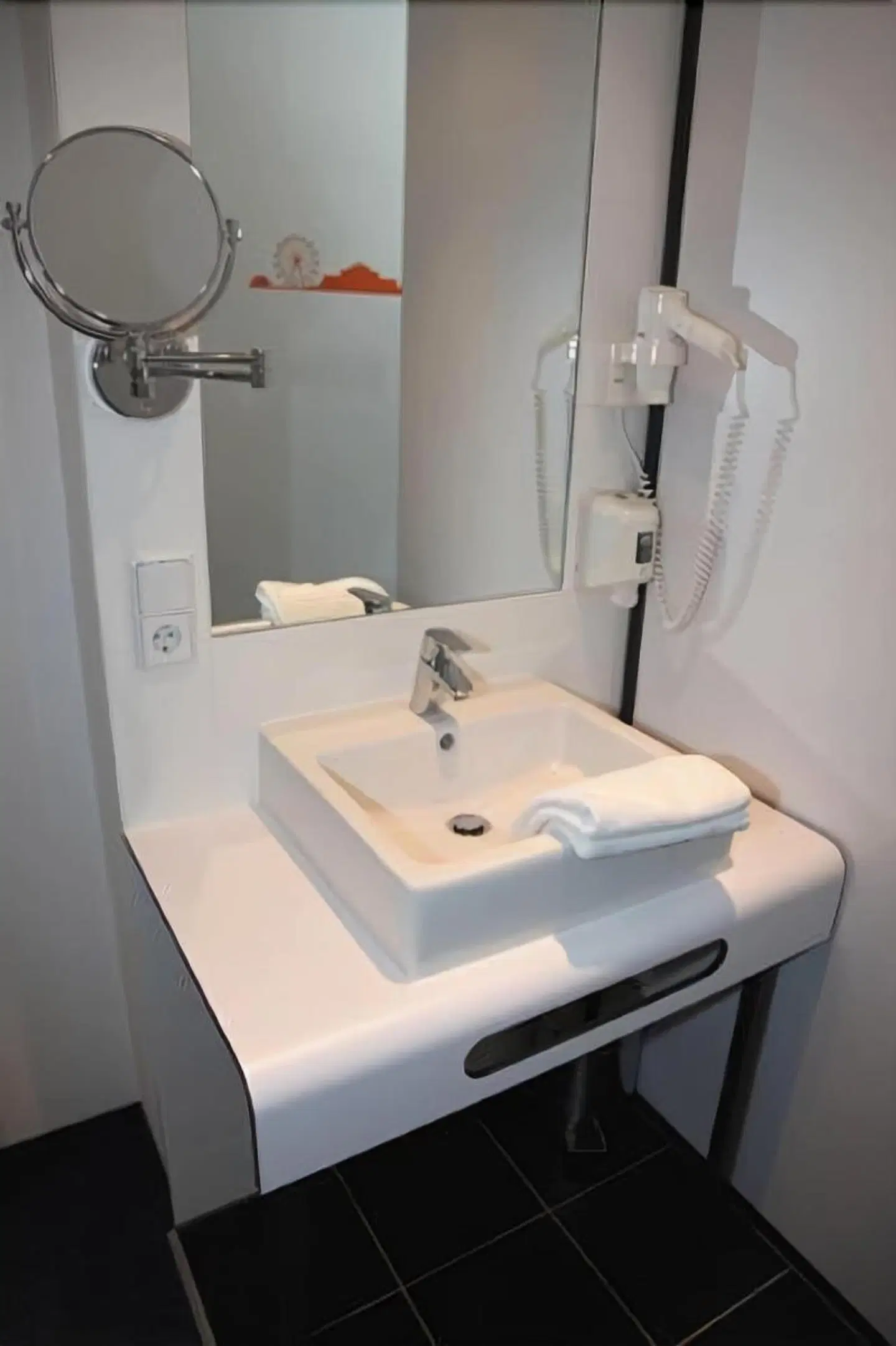 HB1 Wiener Neudorf Badezimmer