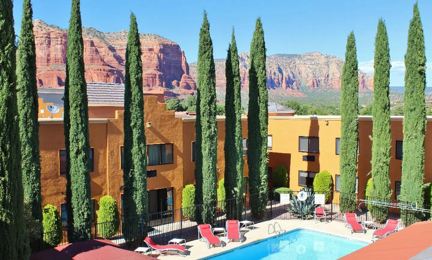 Holiday Inn Express Sedona - Oak Creek EXTERIOR