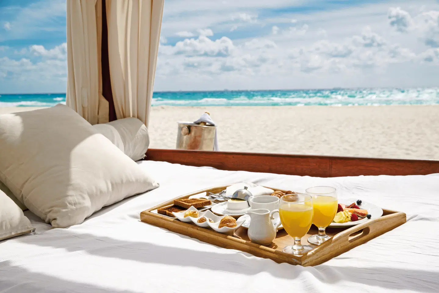 Royal Hideaway Playacar RESTAURANT