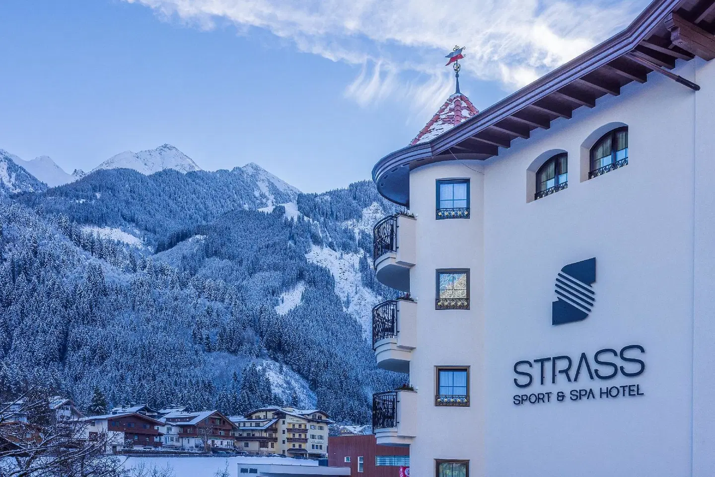 Sport & Spa Hotel Strass EXTERIOR