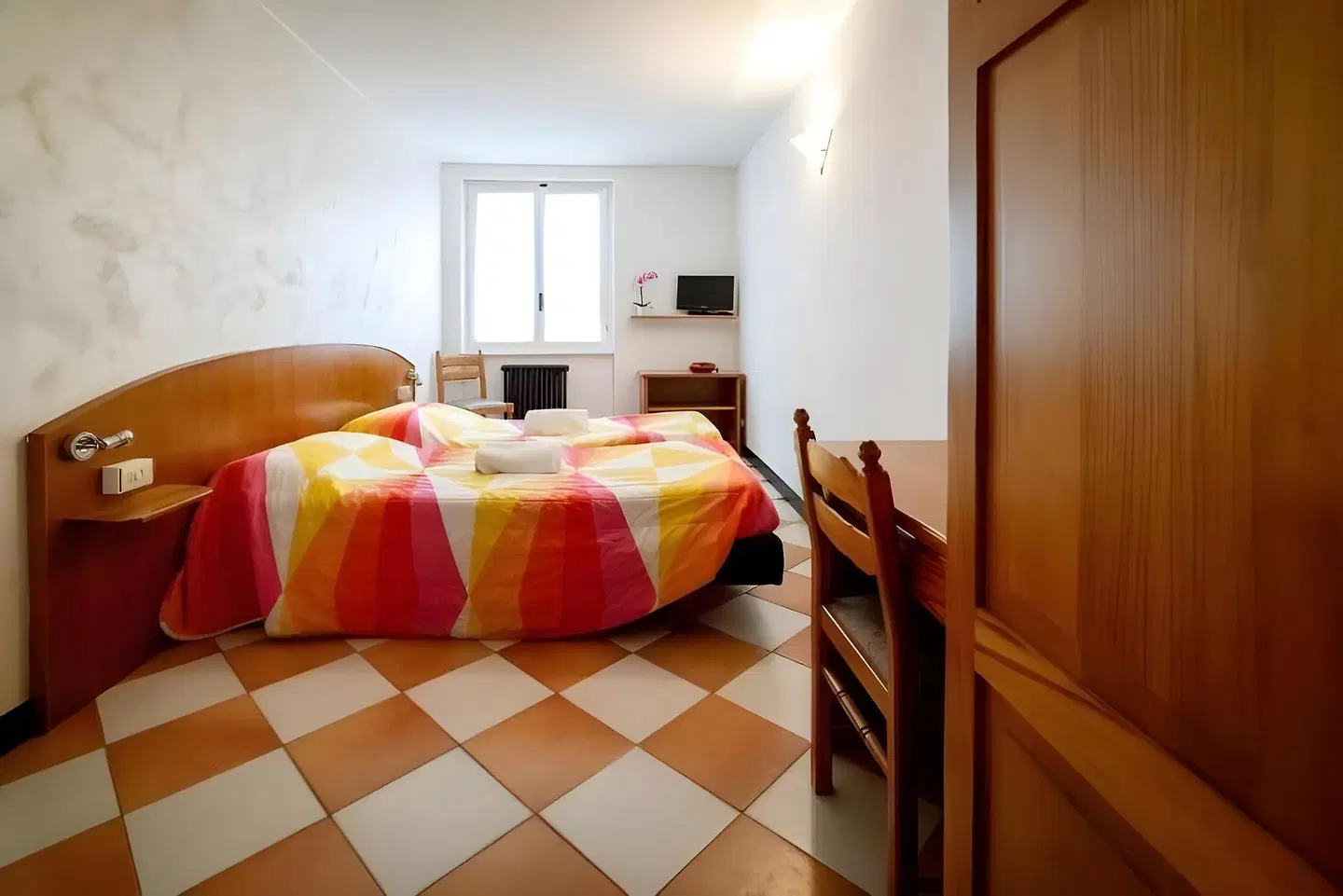 Montecodeno ROOM_EXAMPLE