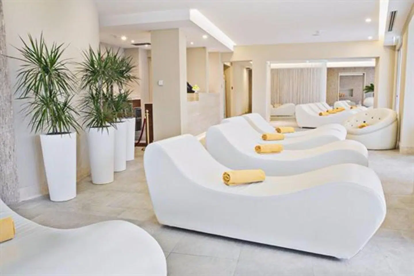 Sirmione HEALTH_BEAUTY