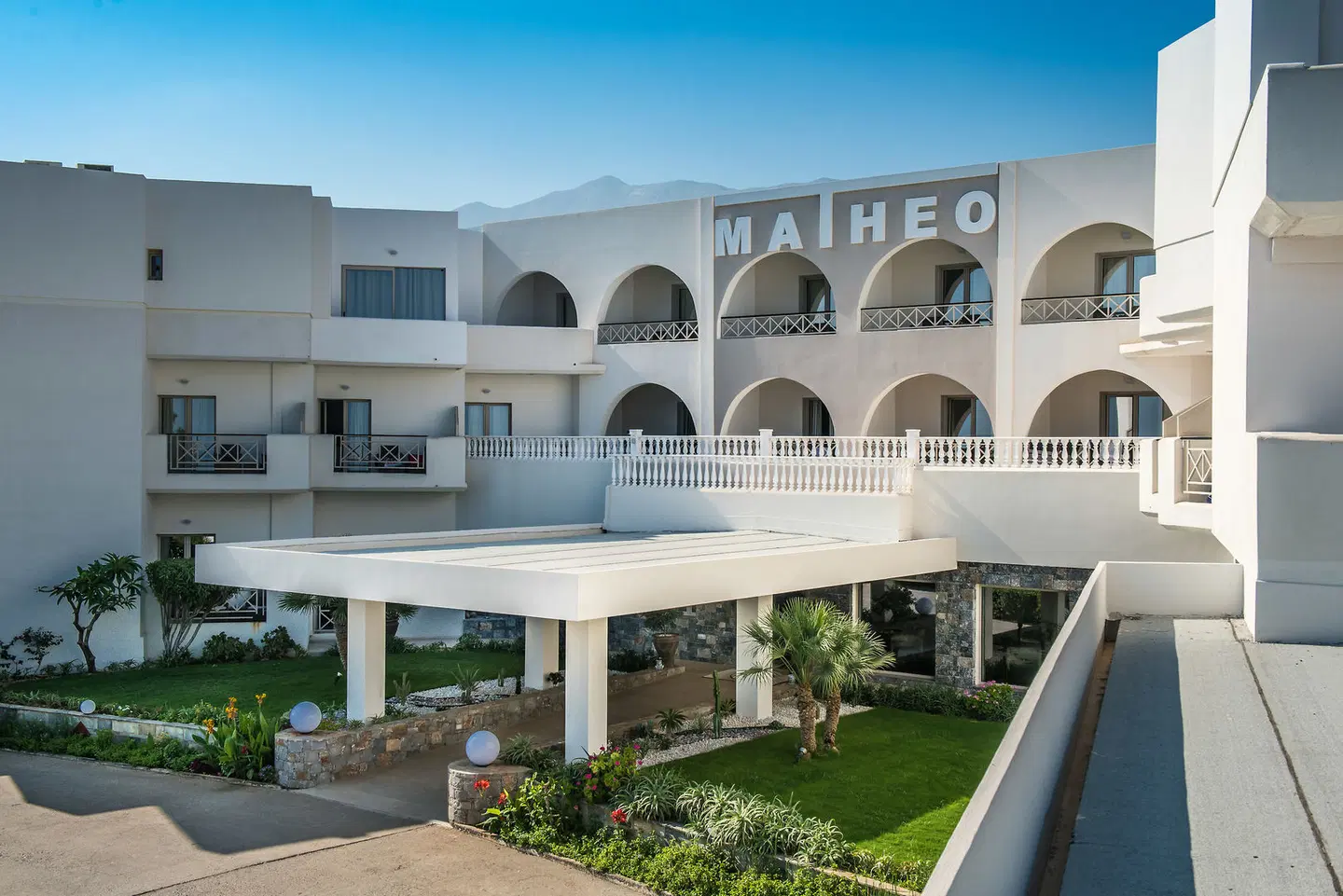 Matheo Villas & Suites EXTERIOR