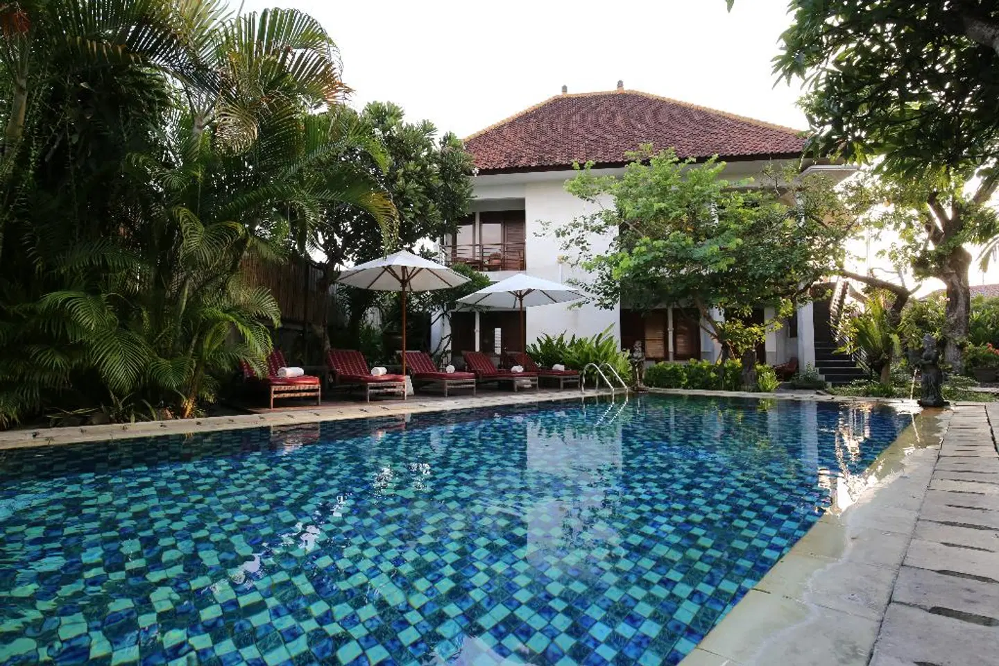 Pondok Sari Kuta OUTDOOR_POOL