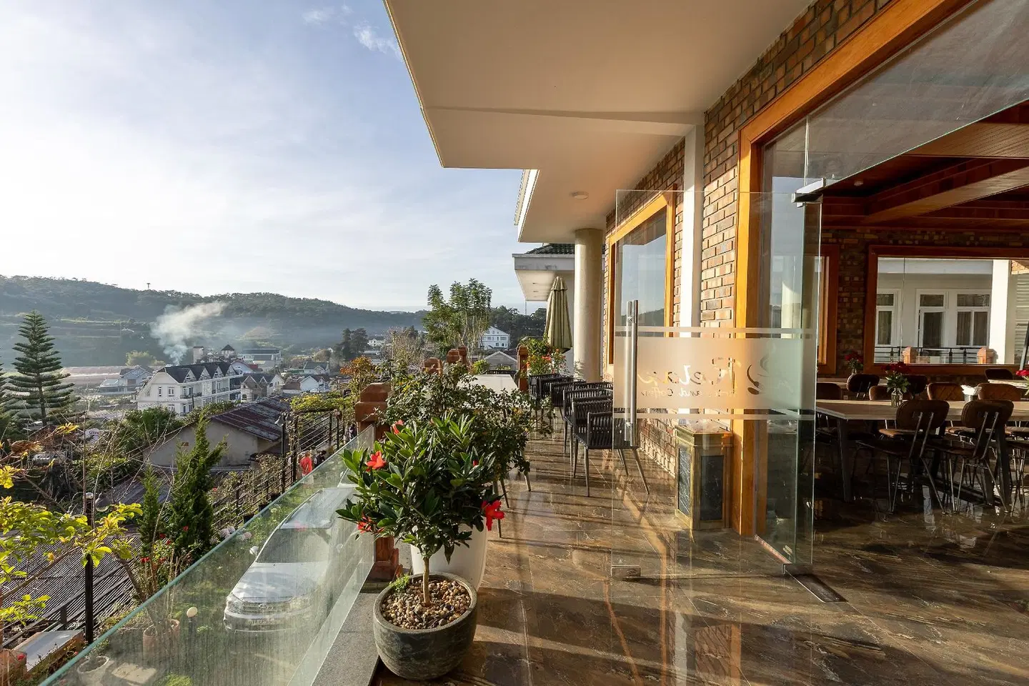 Relax Hotel by Ixorat TERRACE