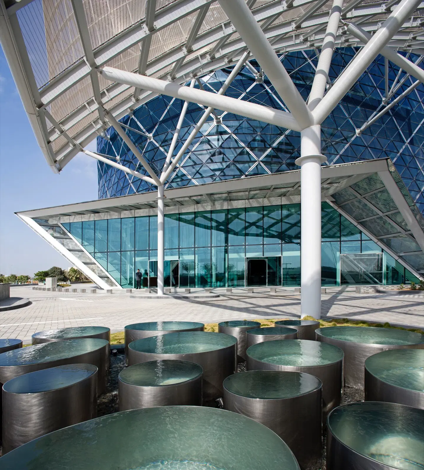Andaz Capital Gate Abu Dhabi-A concept by Hyatt Bar