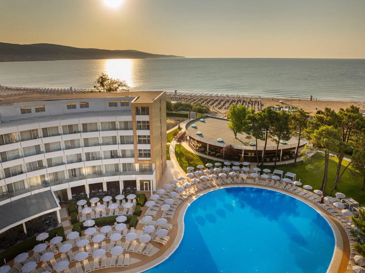 AluaSoul Sunny Beach OUTDOOR_POOL