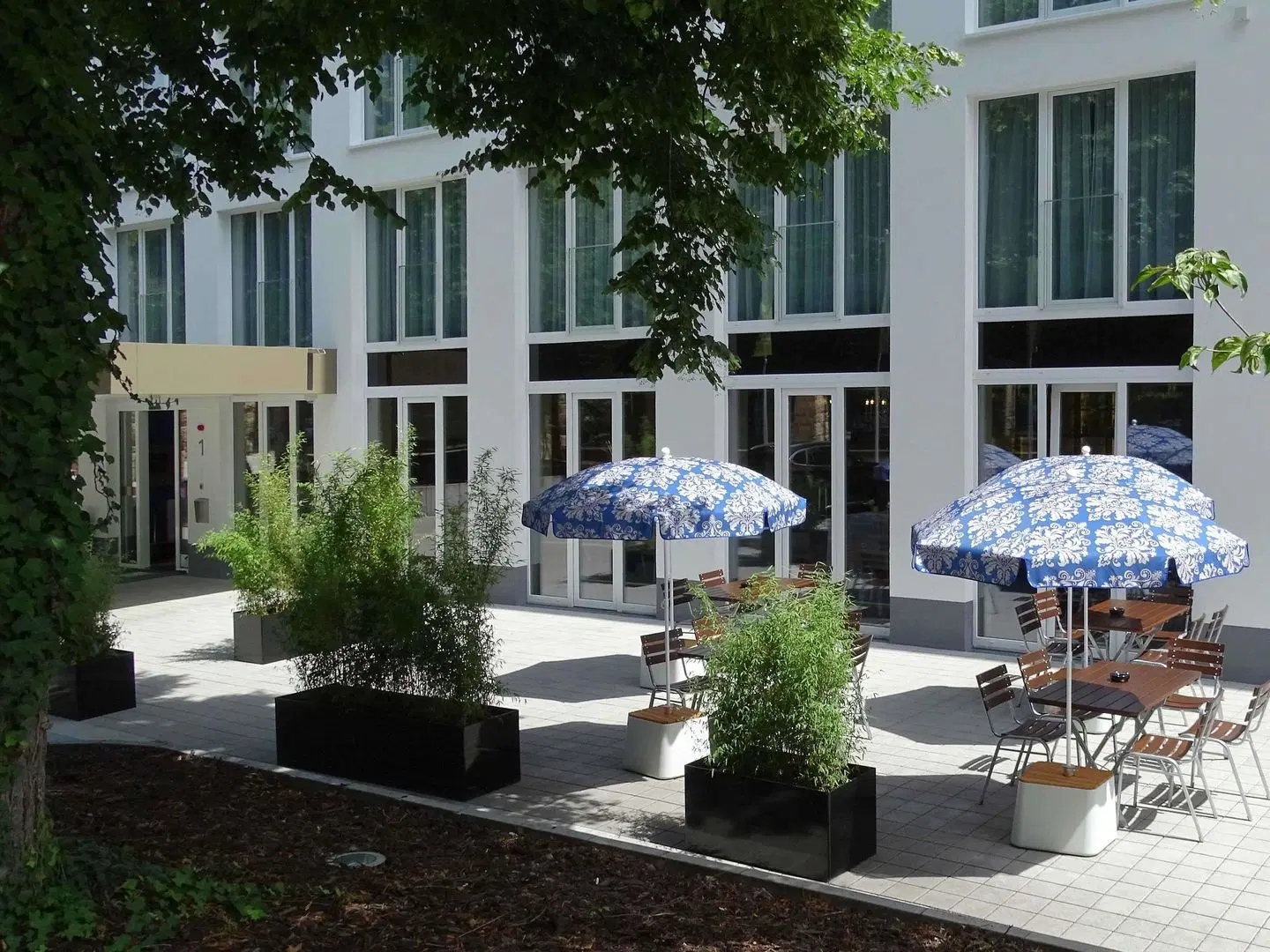 ibis Styles Rastatt Baden-Baden Terrasse