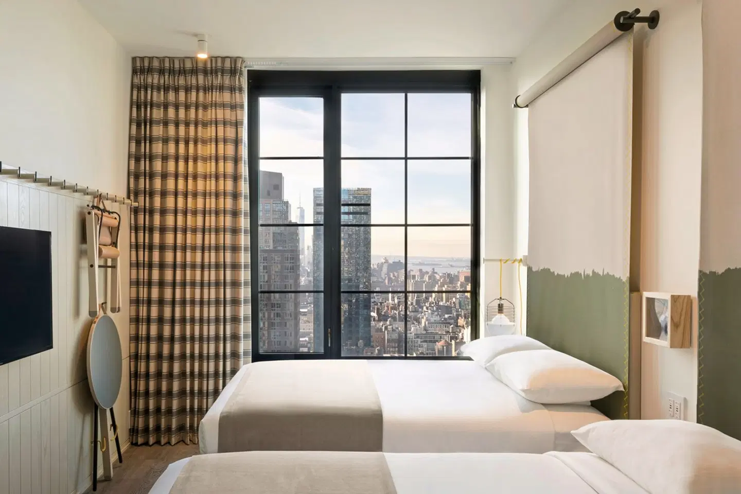 Moxy Chelsea ROOM_EXAMPLE