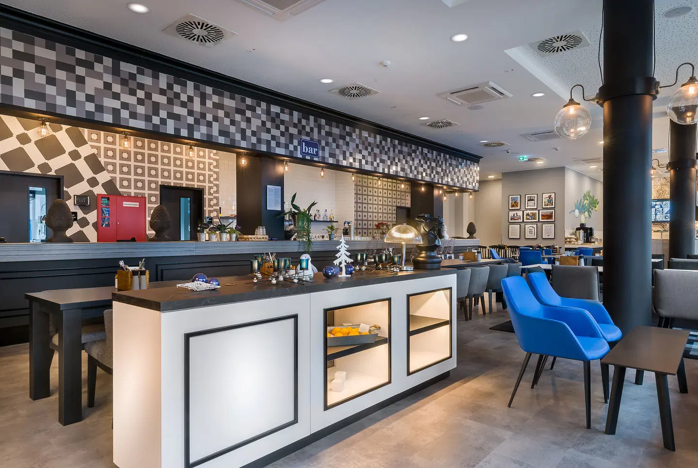 Holiday Inn - the niu, Square Mannheim Bar