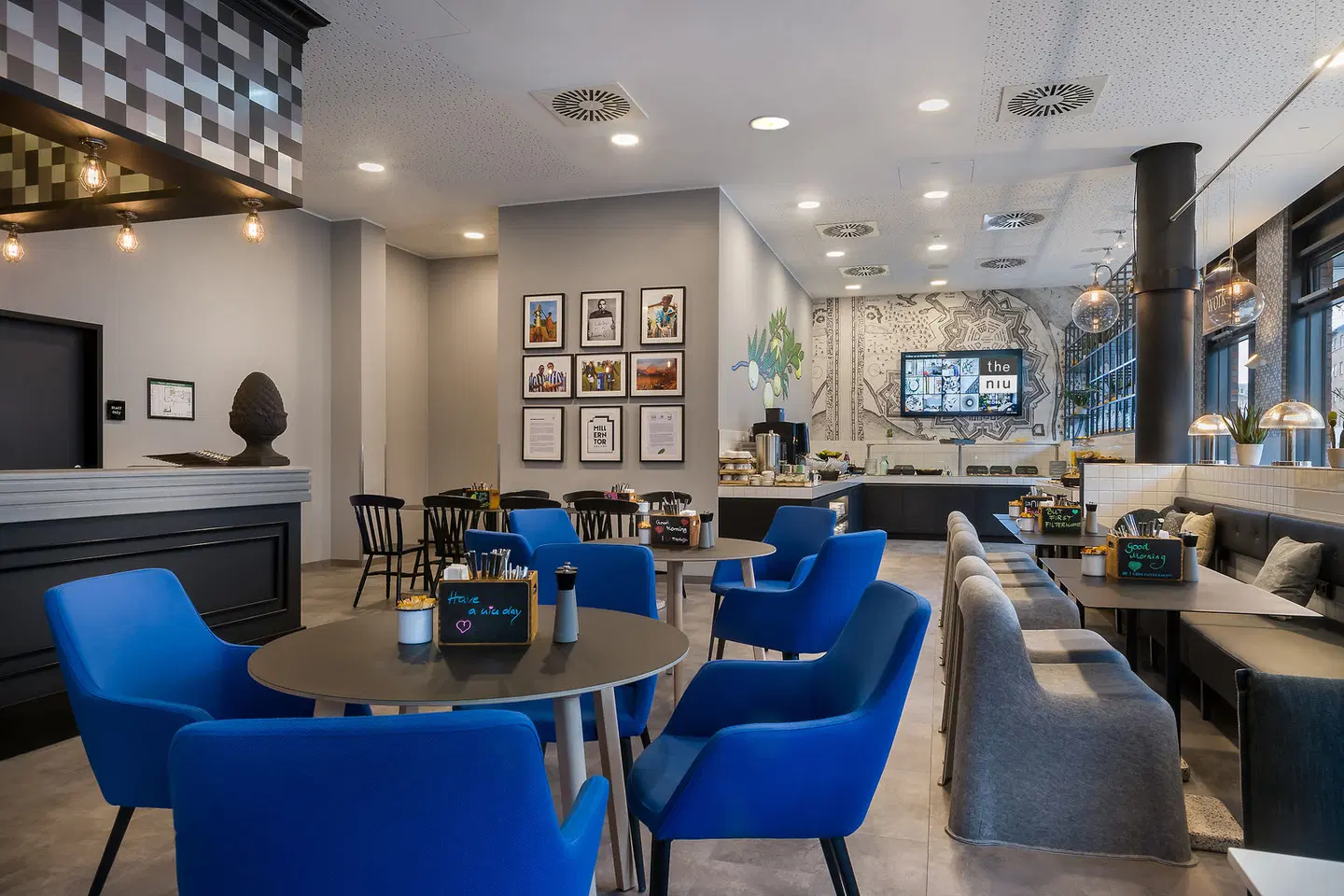 Holiday Inn - the niu, Square Mannheim Bar