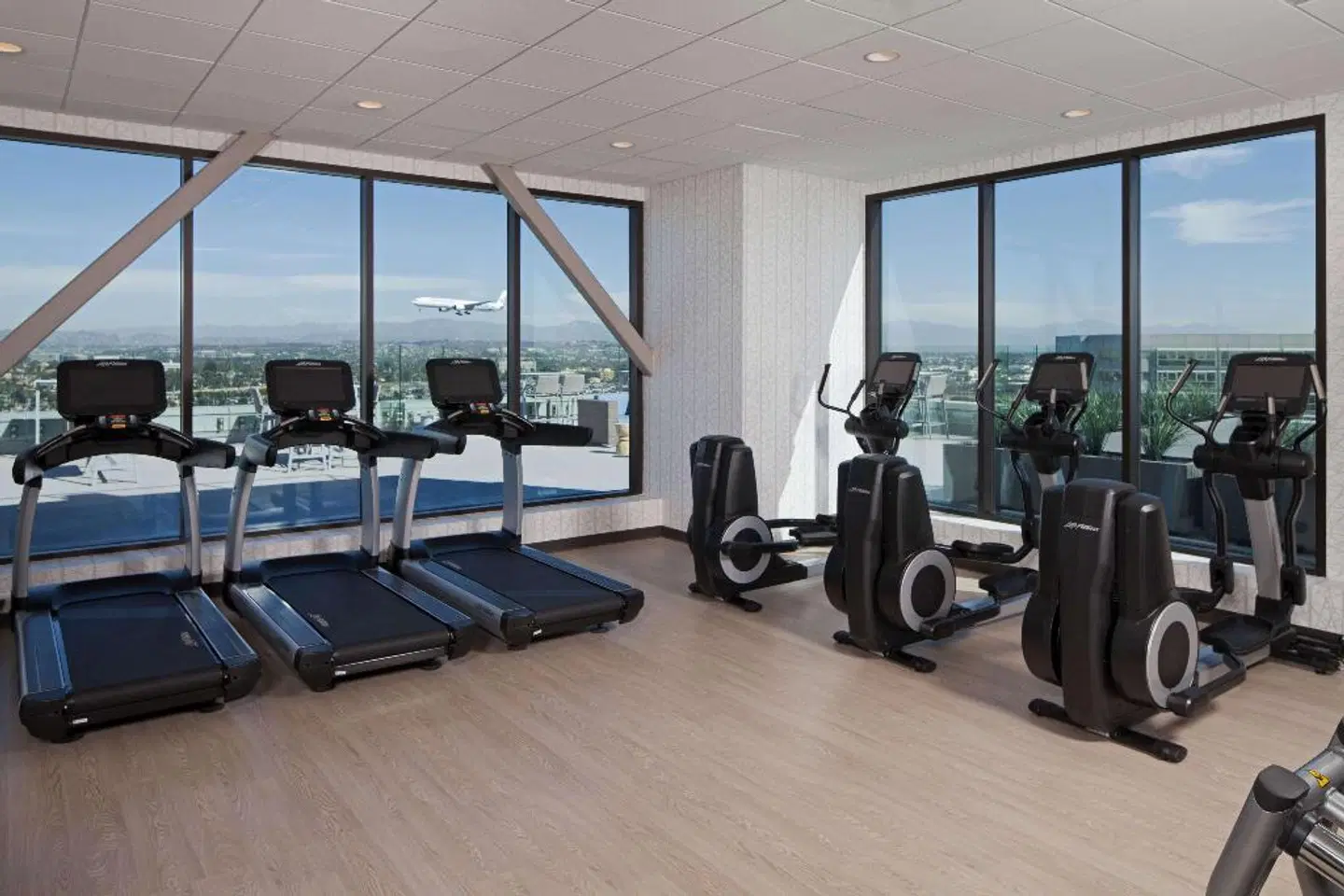 H Hotel Los Angeles, Curio Collection by Hilton SPORTS_AND_LEISURE