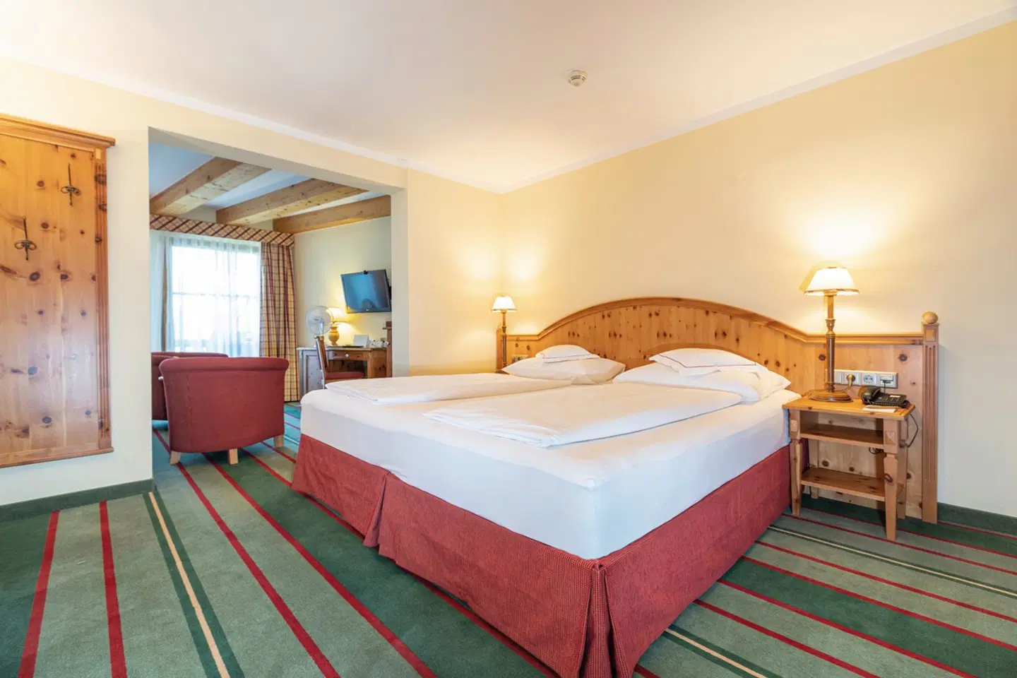 Hotel Kaiserhof Kitzbühel ROOM_EXAMPLE
