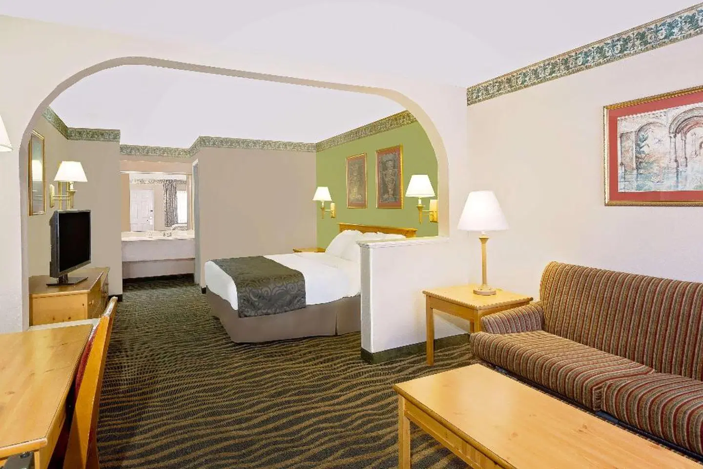 Days Inn & Suites by Wyndham Starkville ROOM_EXAMPLE