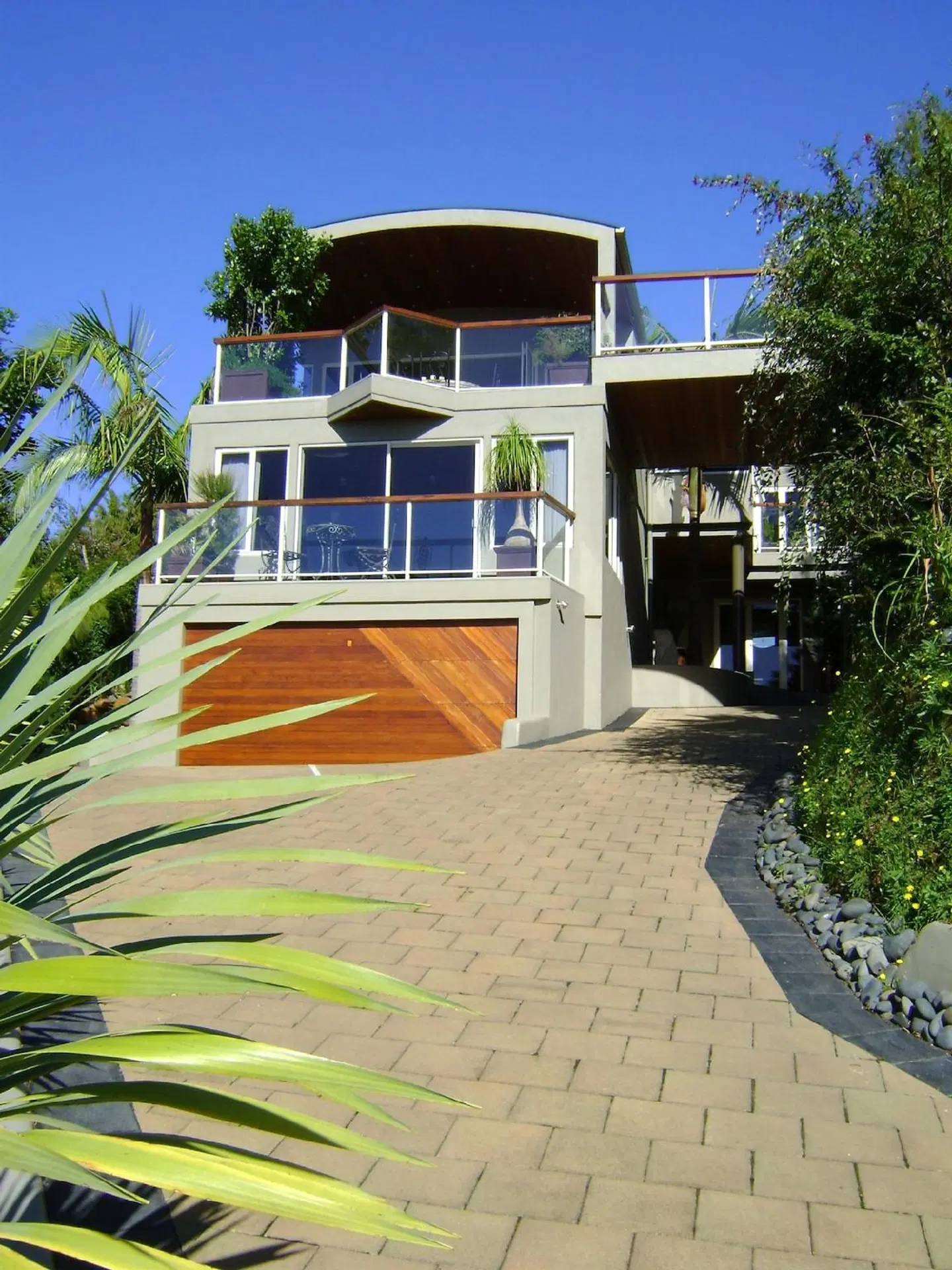 Sanctuary Palms EXTERIOR