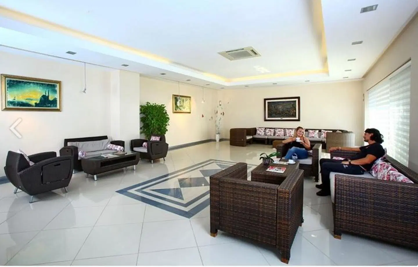 Forever Club LOUNGE_LOBBY